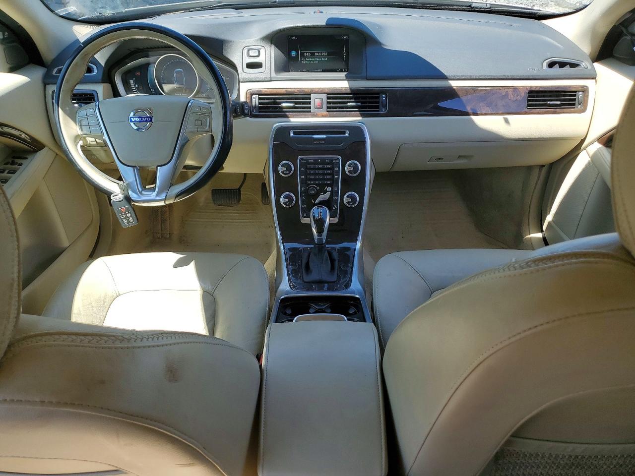 2015 Volvo Xc70 T6 Platinum Tan vin: YV4902NM6F1218538
