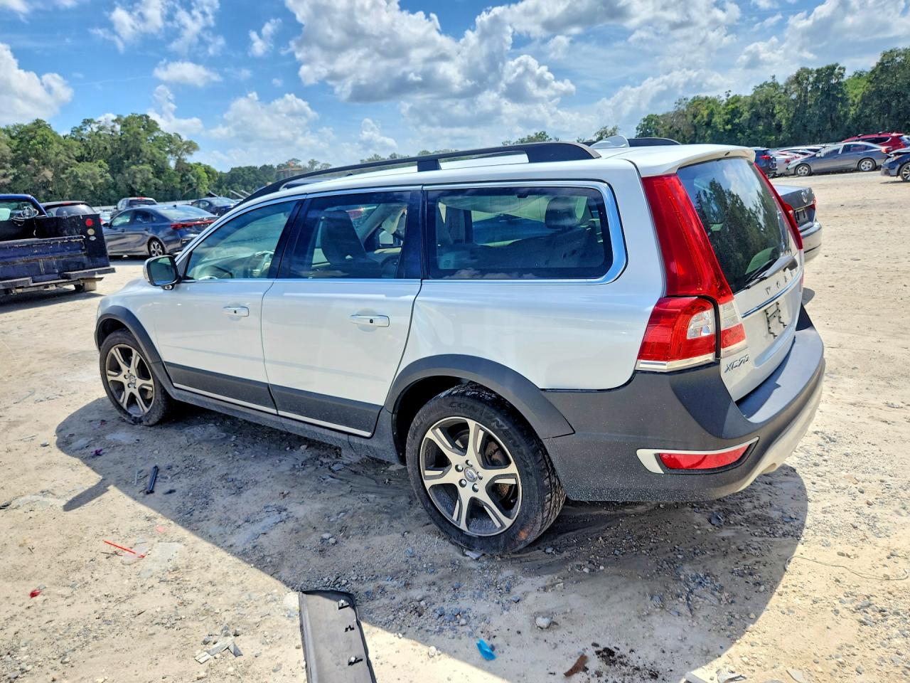 2015 Volvo Xc70 T6 Platinum White vin: YV4902NM9F1225578