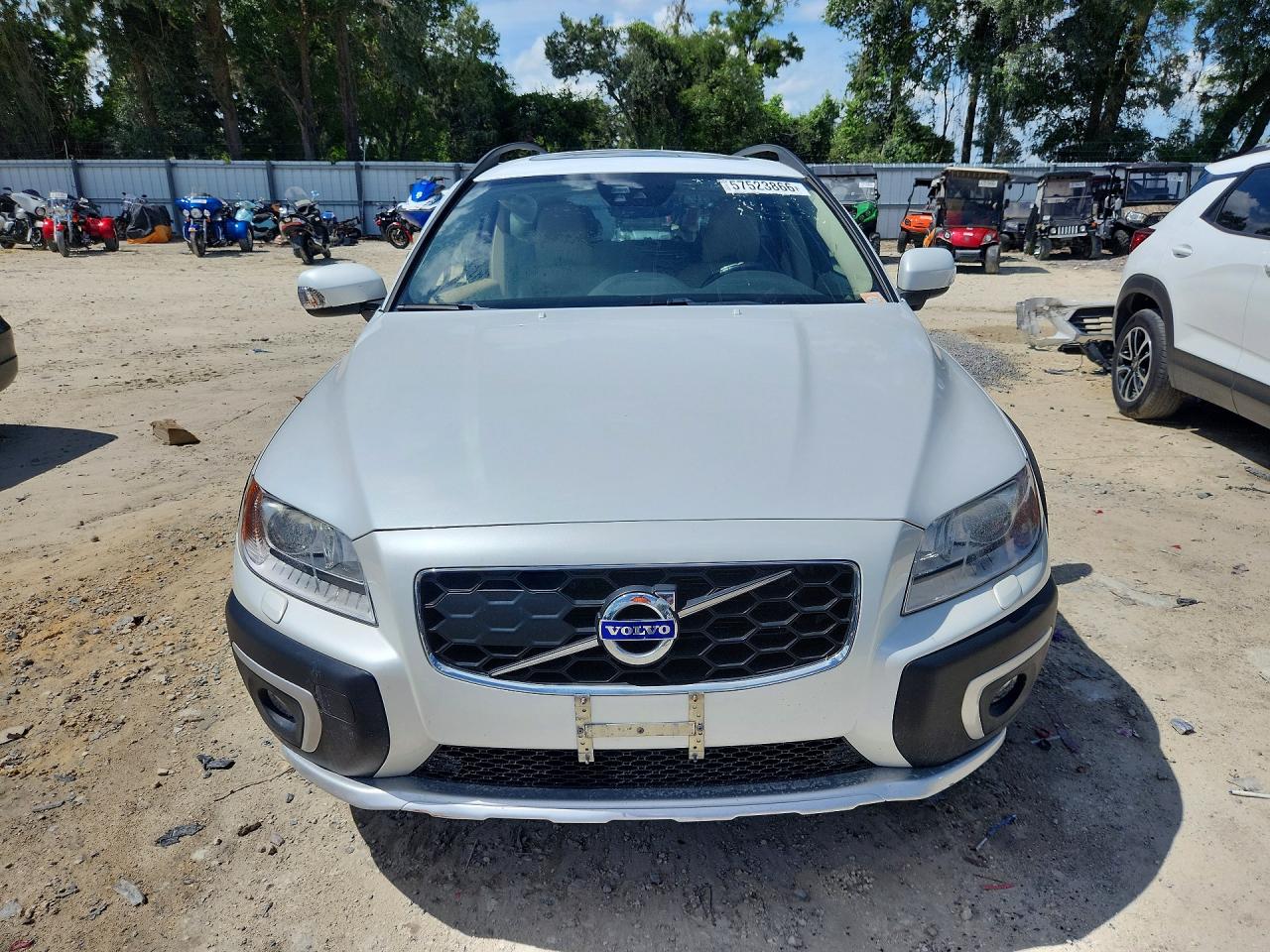 2015 Volvo Xc70 T6 Platinum White vin: YV4902NM9F1225578