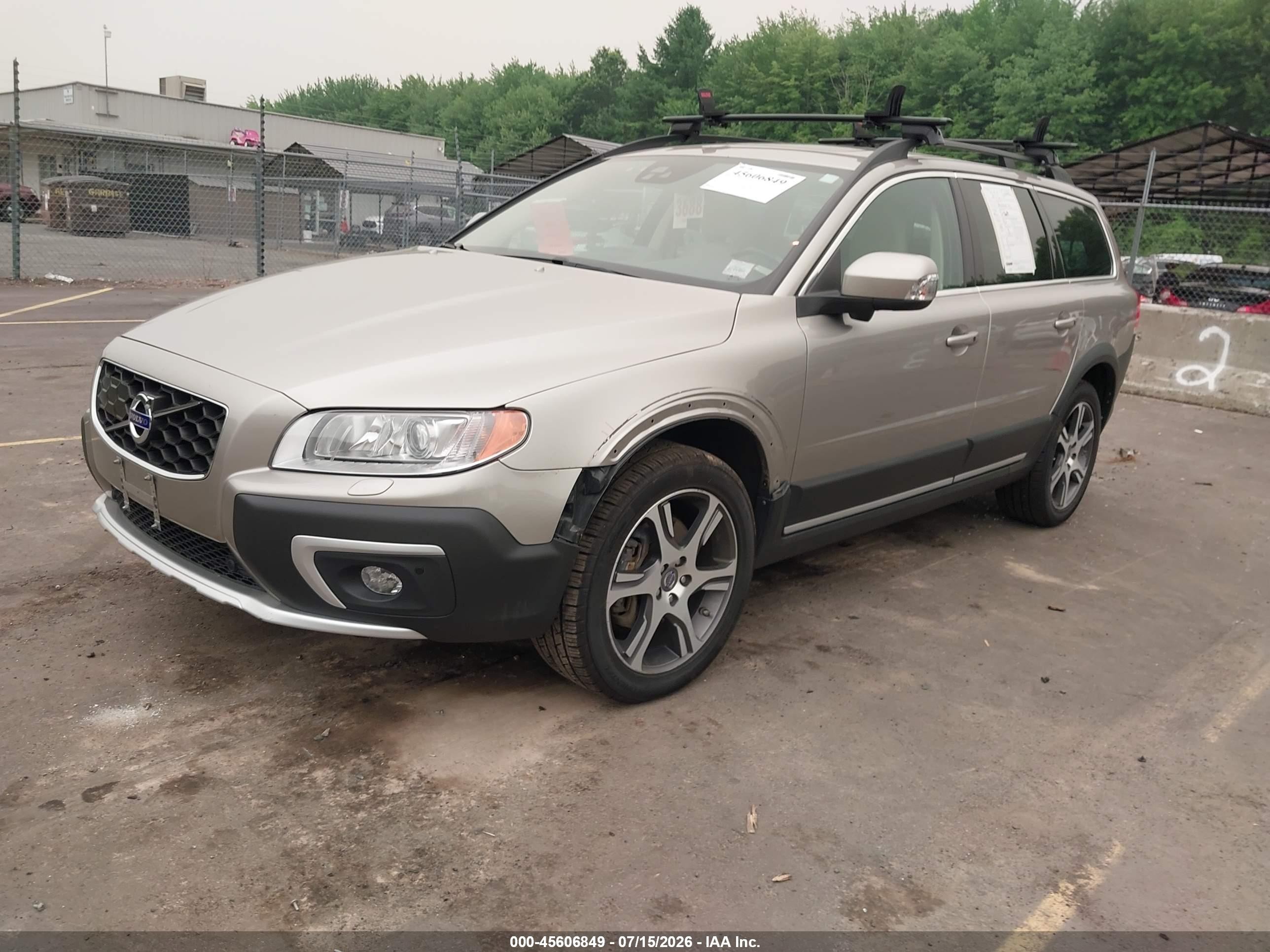 2015 Volvo Xc70 T6 Platinum Beige vin: YV4902NMXF1212550