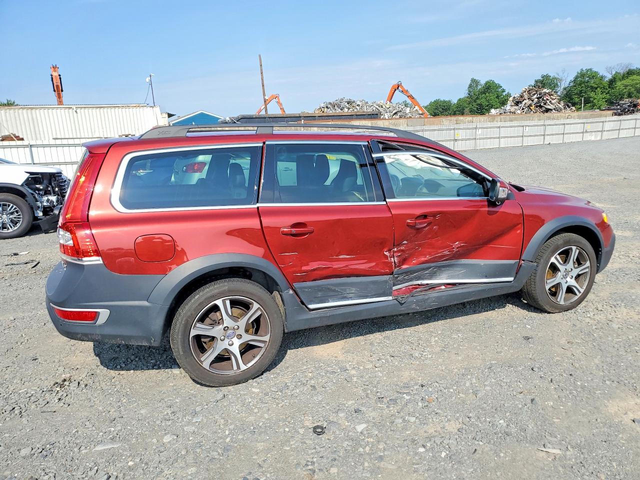 2015 Volvo Xc70 T6 Platinum Maroon vin: YV4902NMXF1224598
