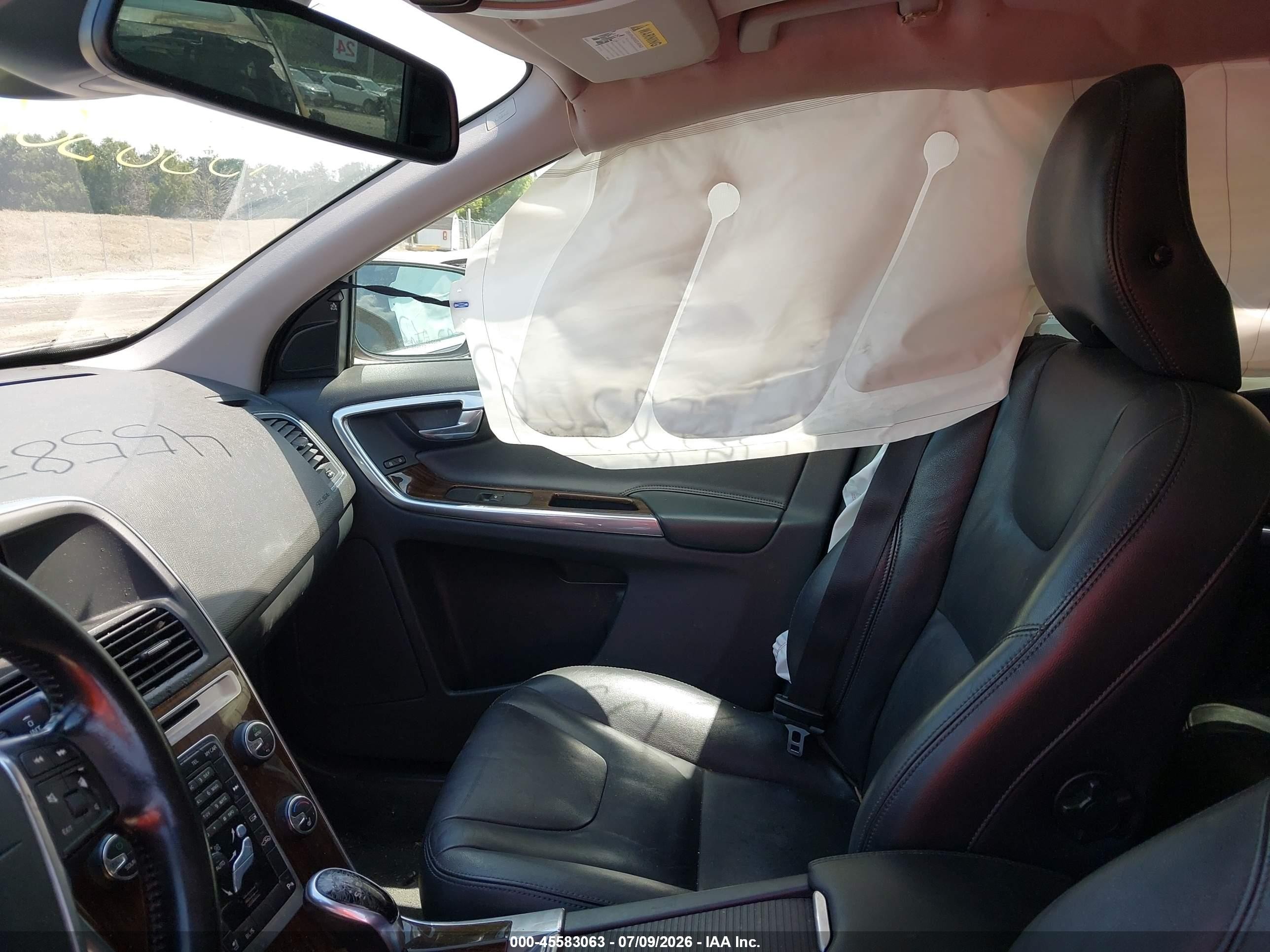 2015 Volvo Xc60 T6 Premier Plus Gray vin: YV4902RC4F2587796