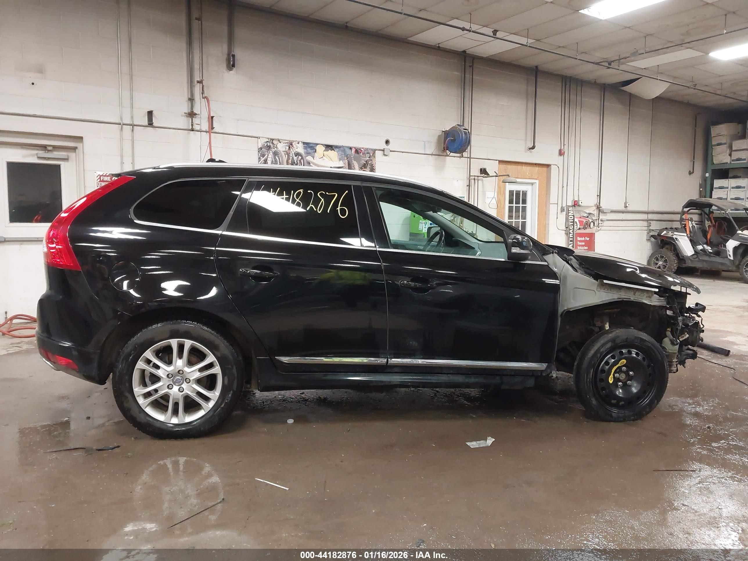 2015 Volvo Xc60 T6 Premier Plus Black vin: YV4902RC6F2565914