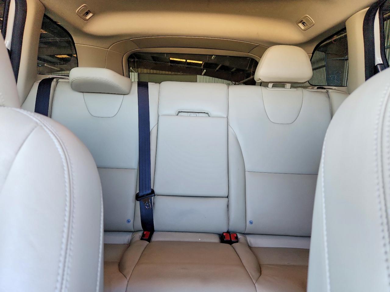 2015 Volvo Xc60 T6 Premier+ White vin: YV4902RC6F2589307