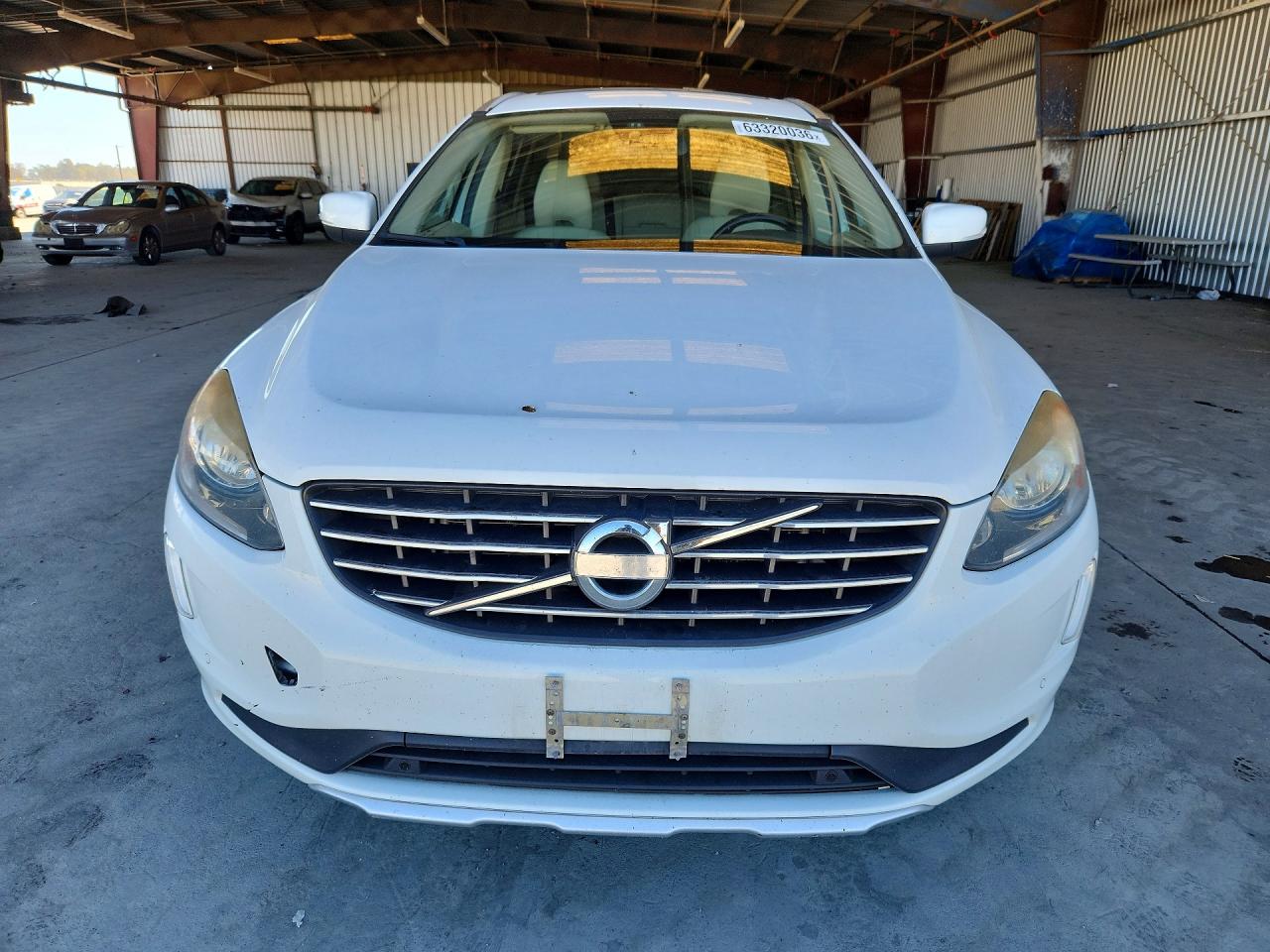 2015 Volvo Xc60 T6 Premier+ White vin: YV4902RC6F2589307