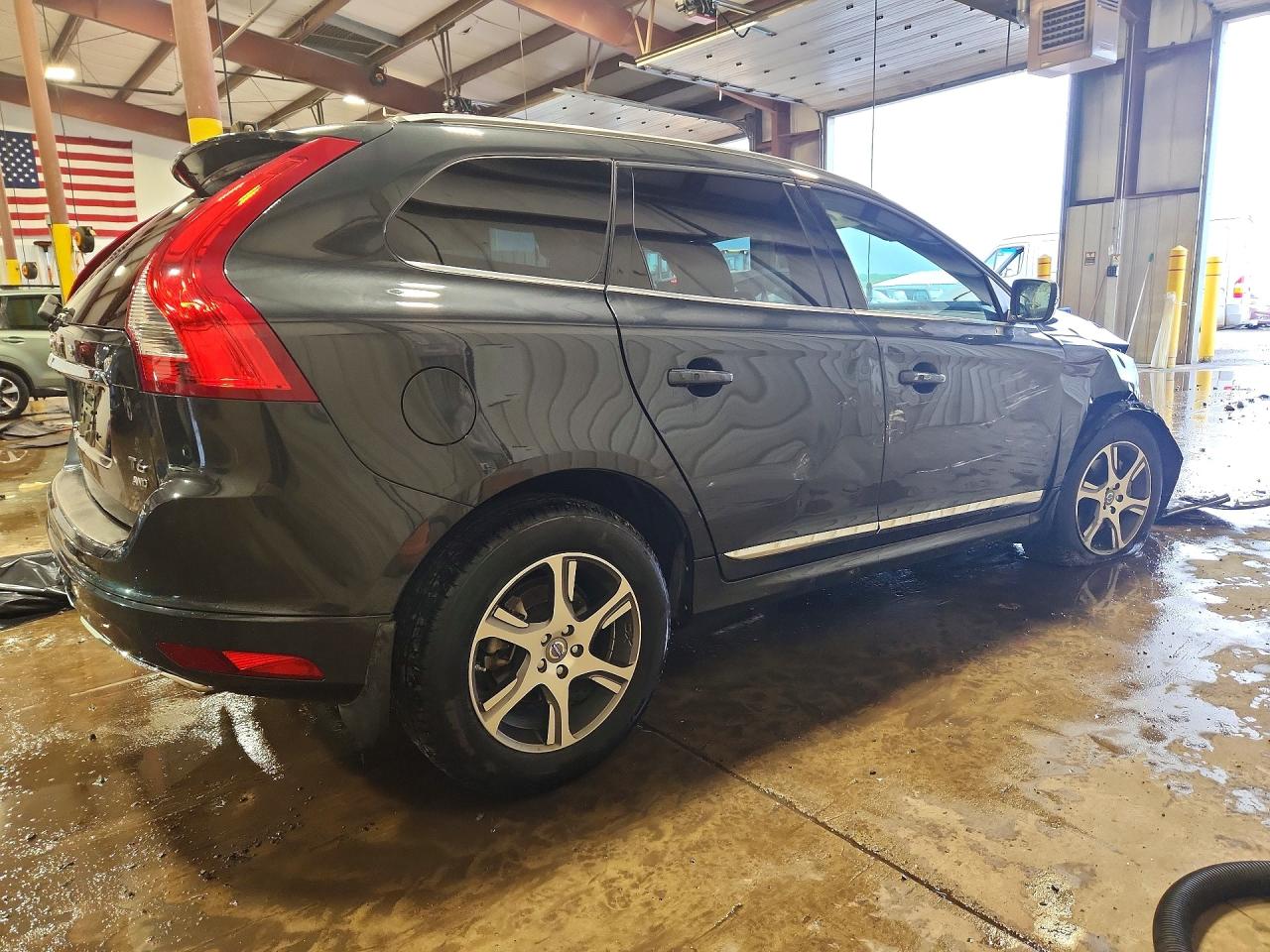 2015 Volvo Xc60 T6 Premier+ Gray vin: YV4902RC7F2619186