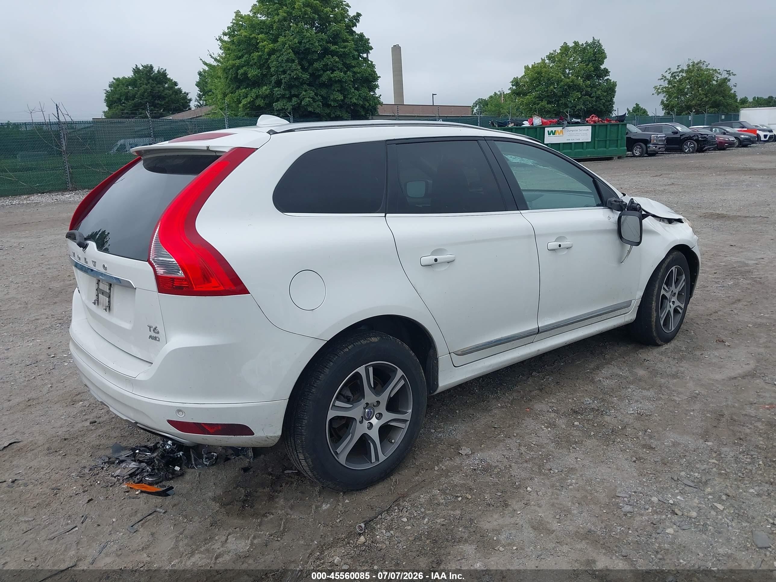 2015 Volvo Xc60 T6 Platinum White vin: YV4902RD0F2626375