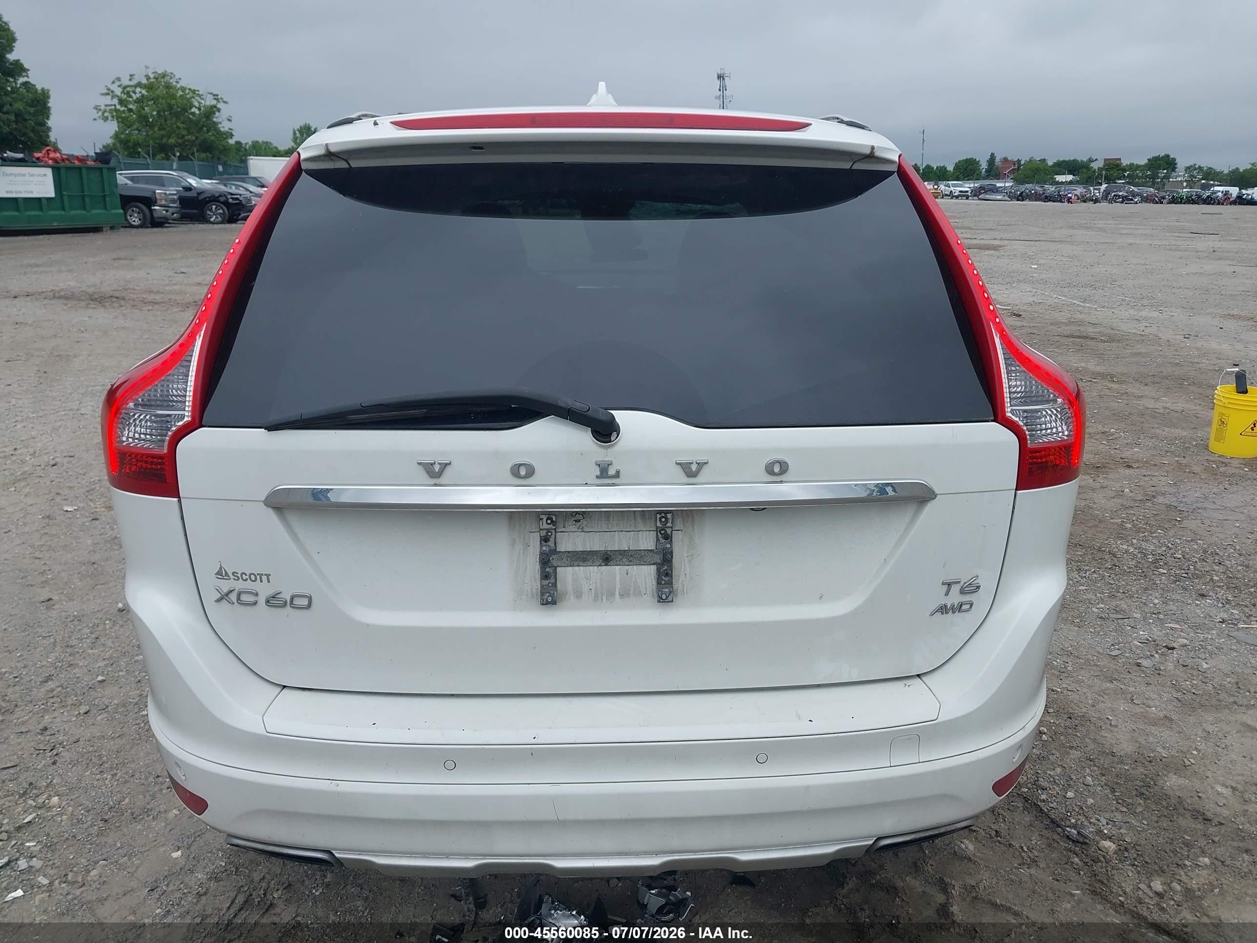 2015 Volvo Xc60 T6 Platinum White vin: YV4902RD0F2626375