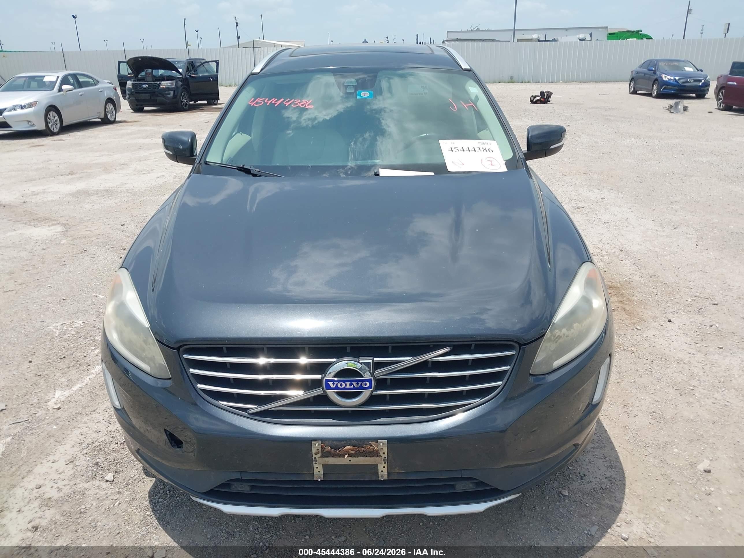 2015 Volvo Xc60 T6 Platinum Gray vin: YV4902RD3F2622594