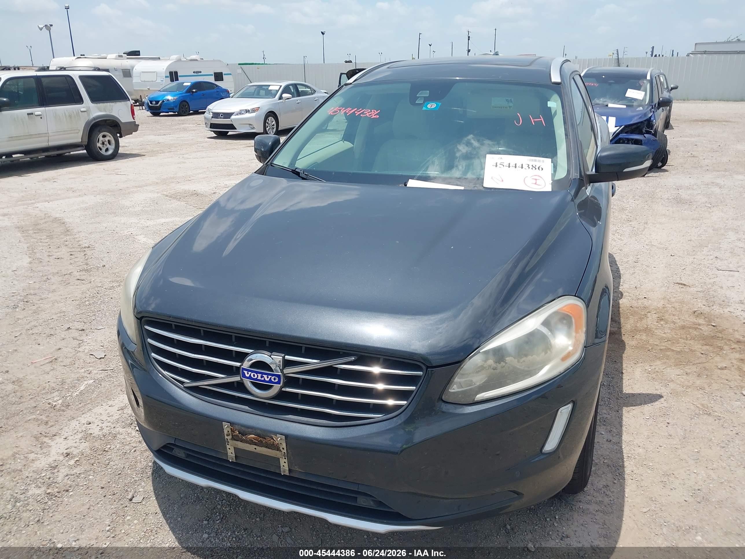 2015 Volvo Xc60 T6 Platinum Gray vin: YV4902RD3F2622594