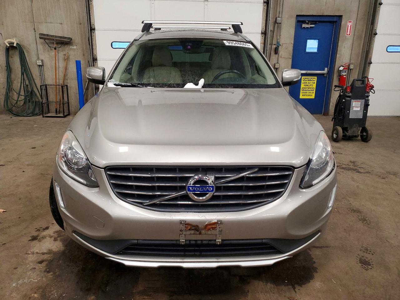 2015 Volvo Xc60 T6 Premier Beige vin: YV4902RK0F2635155