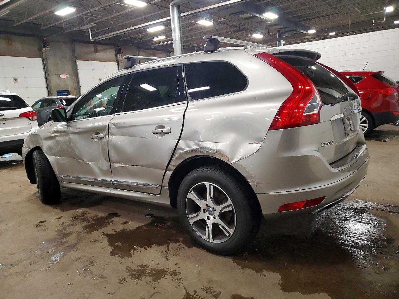 2015 Volvo Xc60 T6 Premier Beige vin: YV4902RK0F2635155