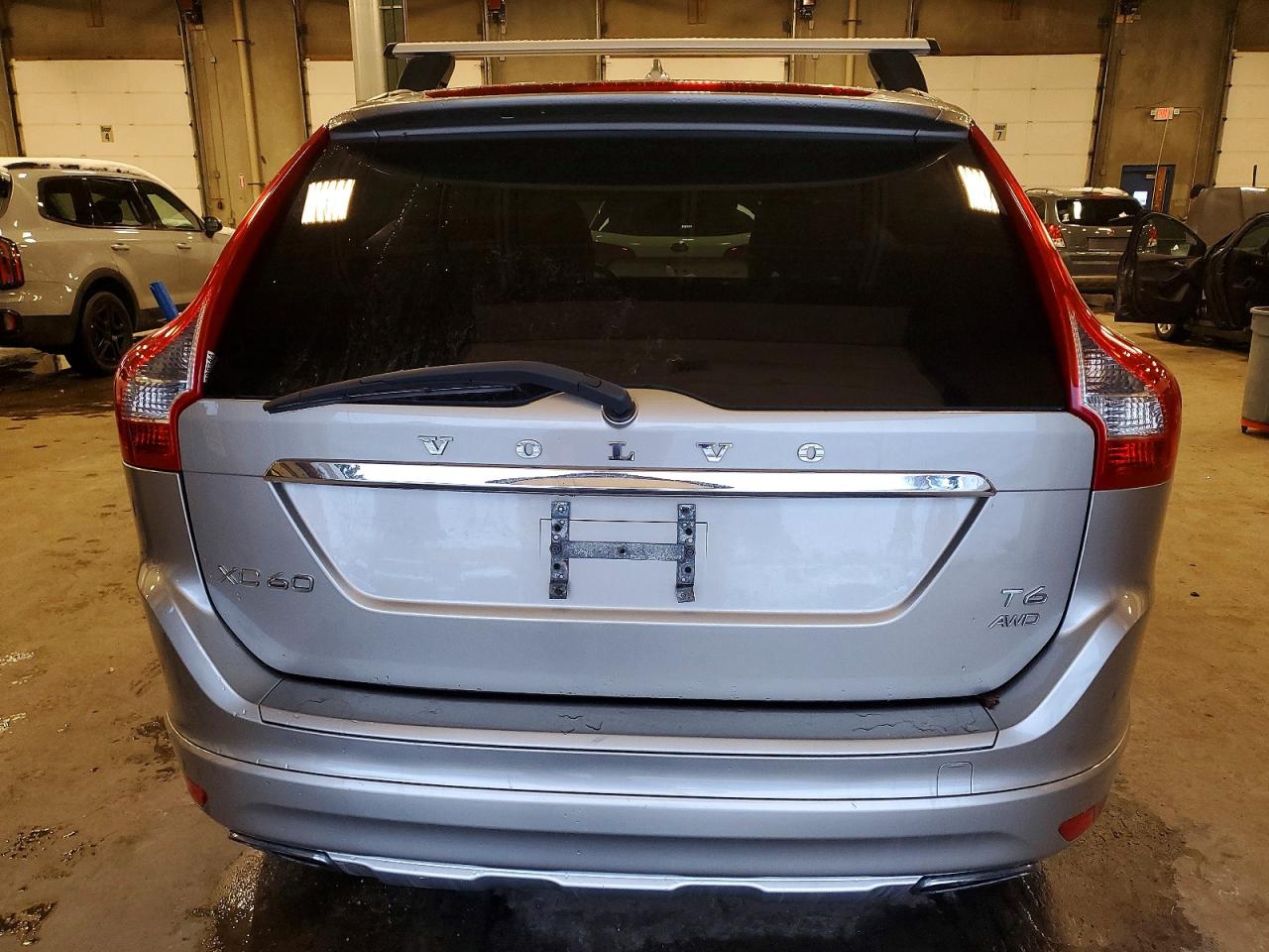 2015 Volvo Xc60 T6 Premier Beige vin: YV4902RK0F2635155