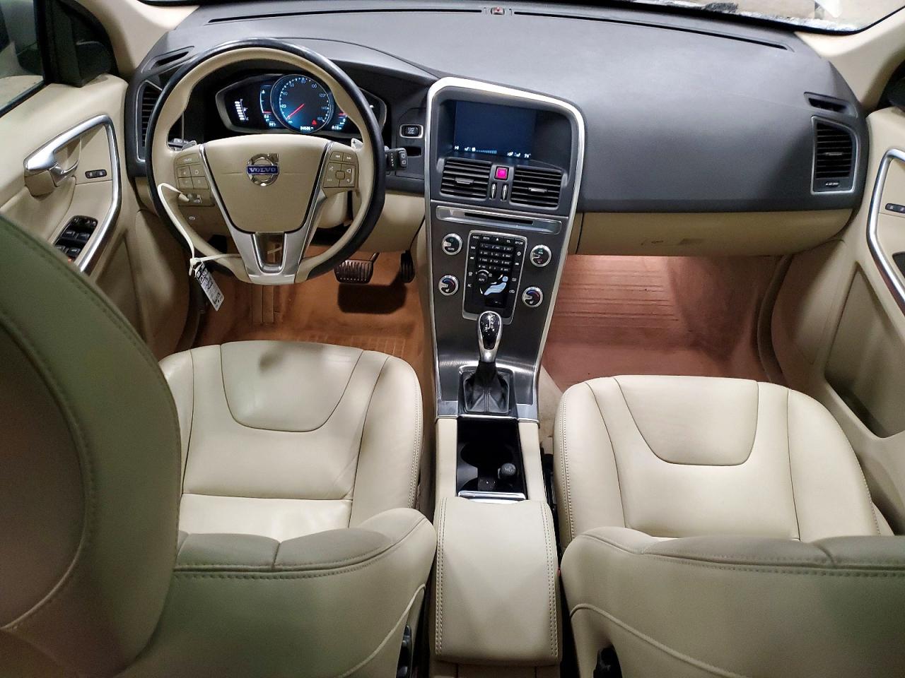 2015 Volvo Xc60 T6 Premier Beige vin: YV4902RK0F2635155