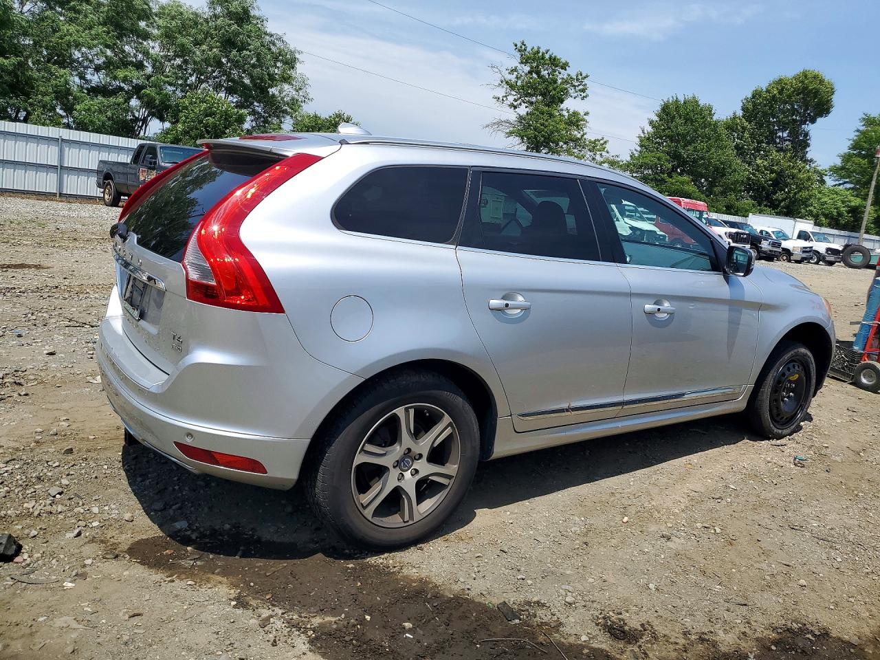 2015 Volvo Xc60 T6 Premier Silver vin: YV4902RK0F2662713