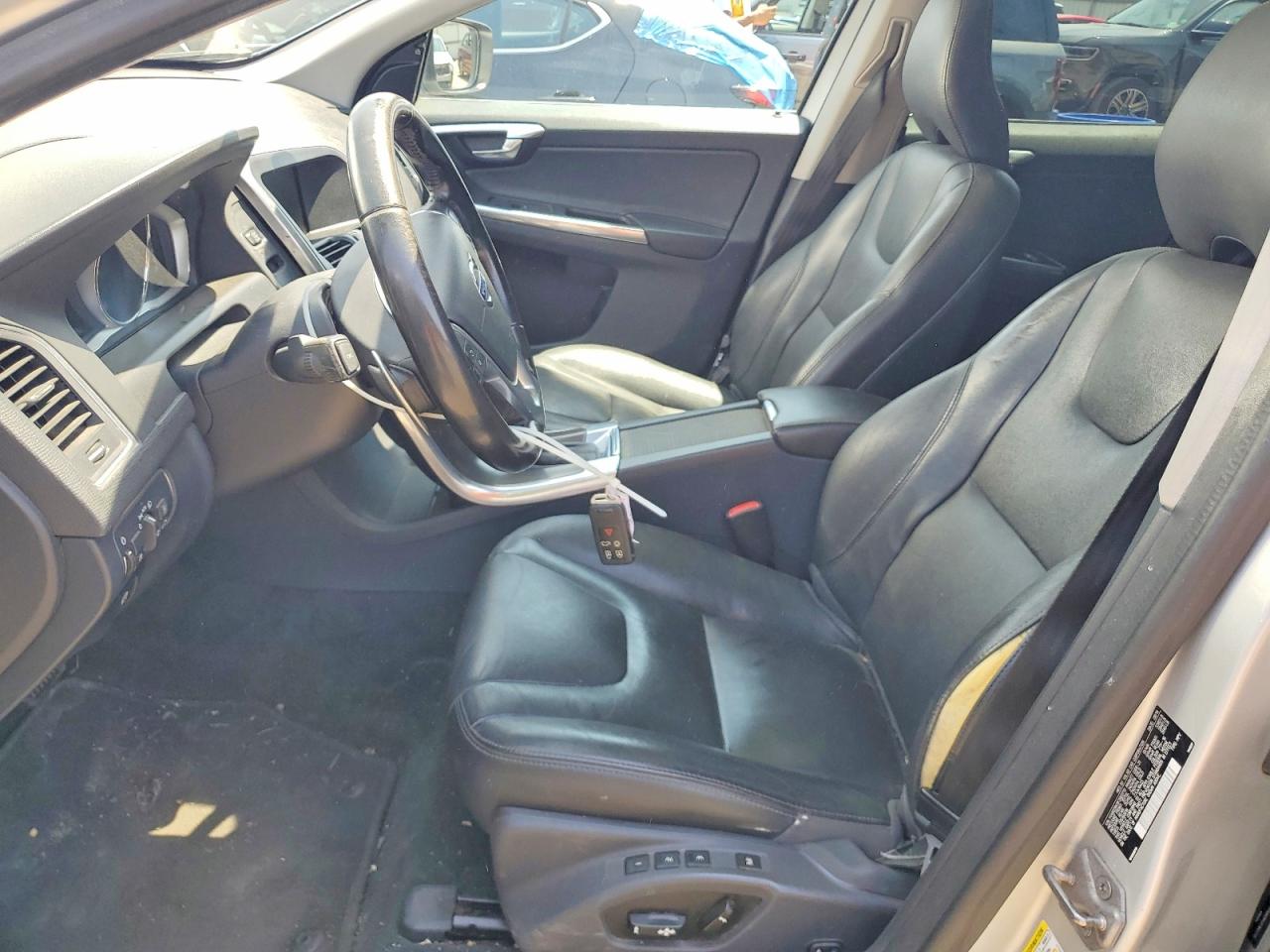 2015 Volvo Xc60 T6 Premier Silver vin: YV4902RK0F2662713