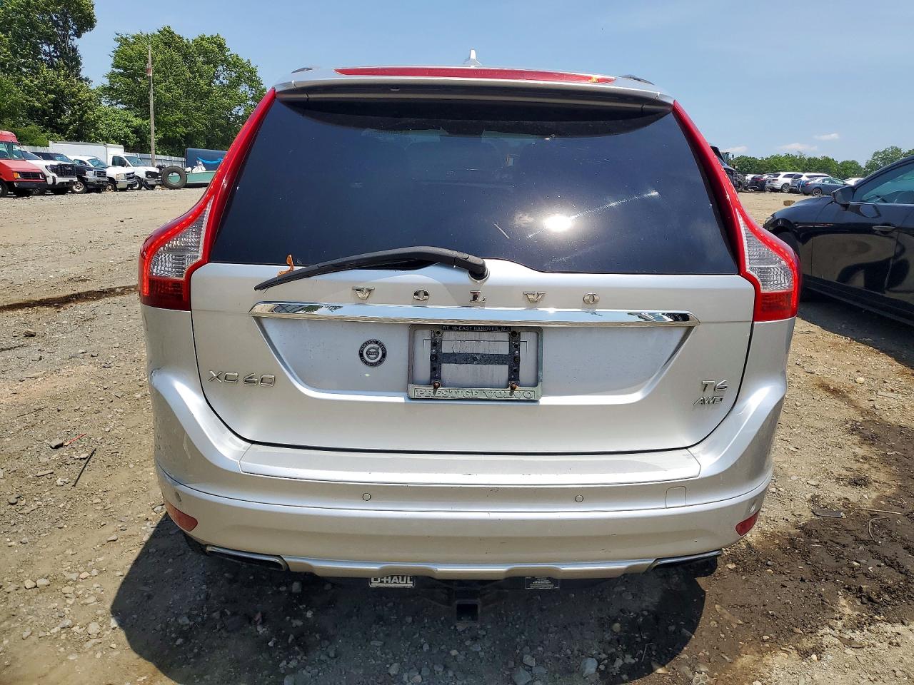 2015 Volvo Xc60 T6 Premier Silver vin: YV4902RK0F2662713