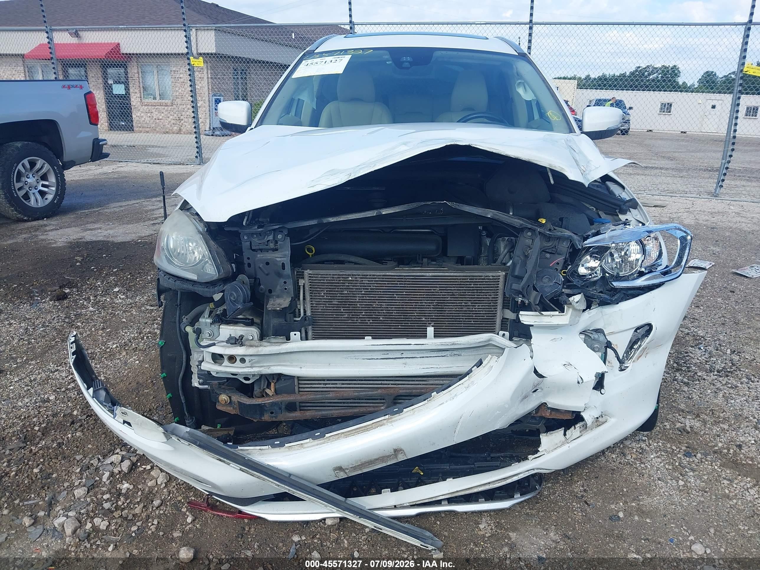 2015 Volvo Xc60 T6 White vin: YV4902RK0F2678300