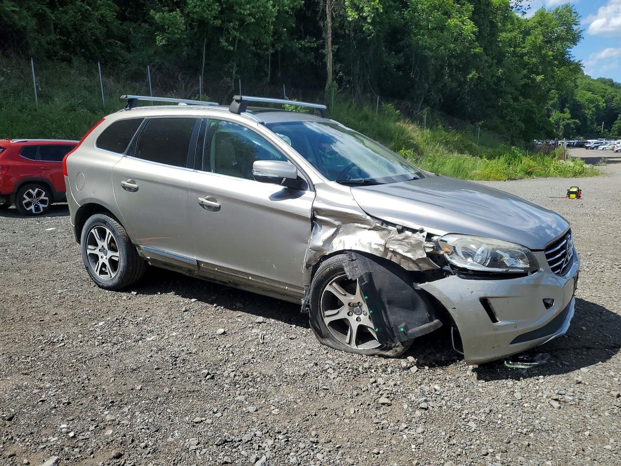 2015 Volvo Xc60 T6 Premier Beige vin: YV4902RK3F2751577
