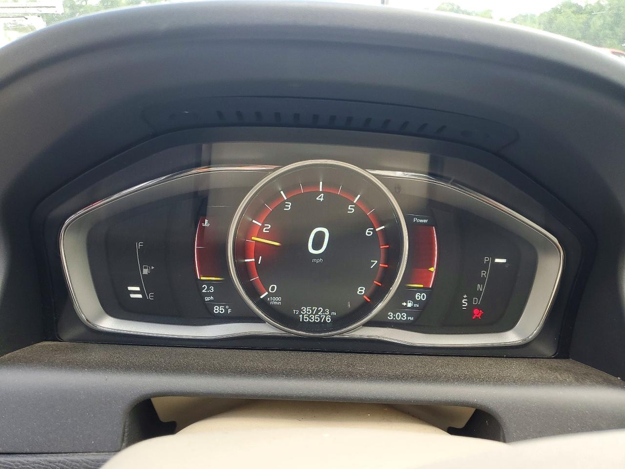 2015 Volvo Xc60 T6 Premier Beige vin: YV4902RK3F2751577