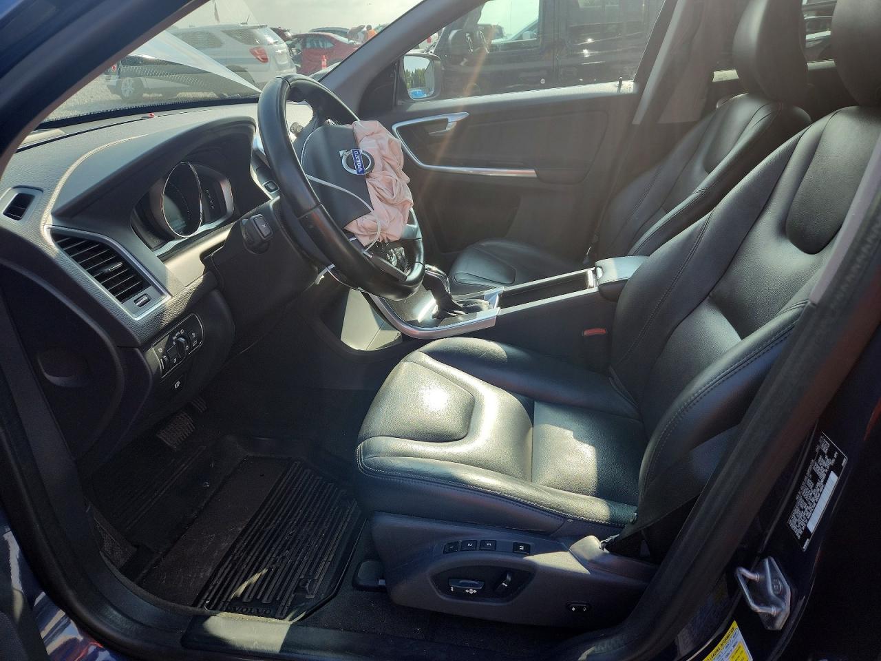 2015 Volvo Xc60 T6 Premier Blue vin: YV4902RK4F2707507