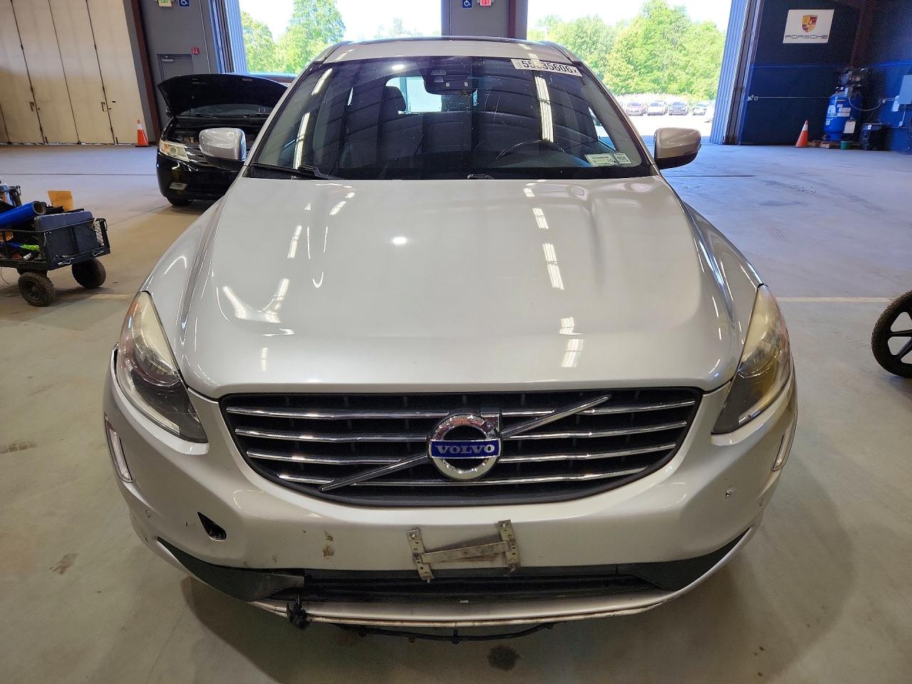 2015 Volvo Xc60 T6 Premier Silver vin: YV4902RK5F2755548