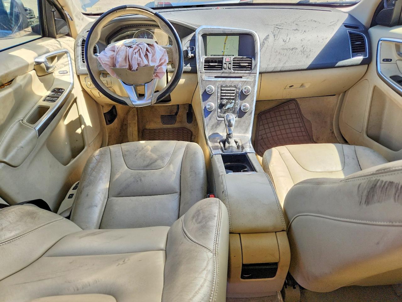 2015 Volvo Xc60 T6 Premier Gold vin: YV4902RK6F2651764