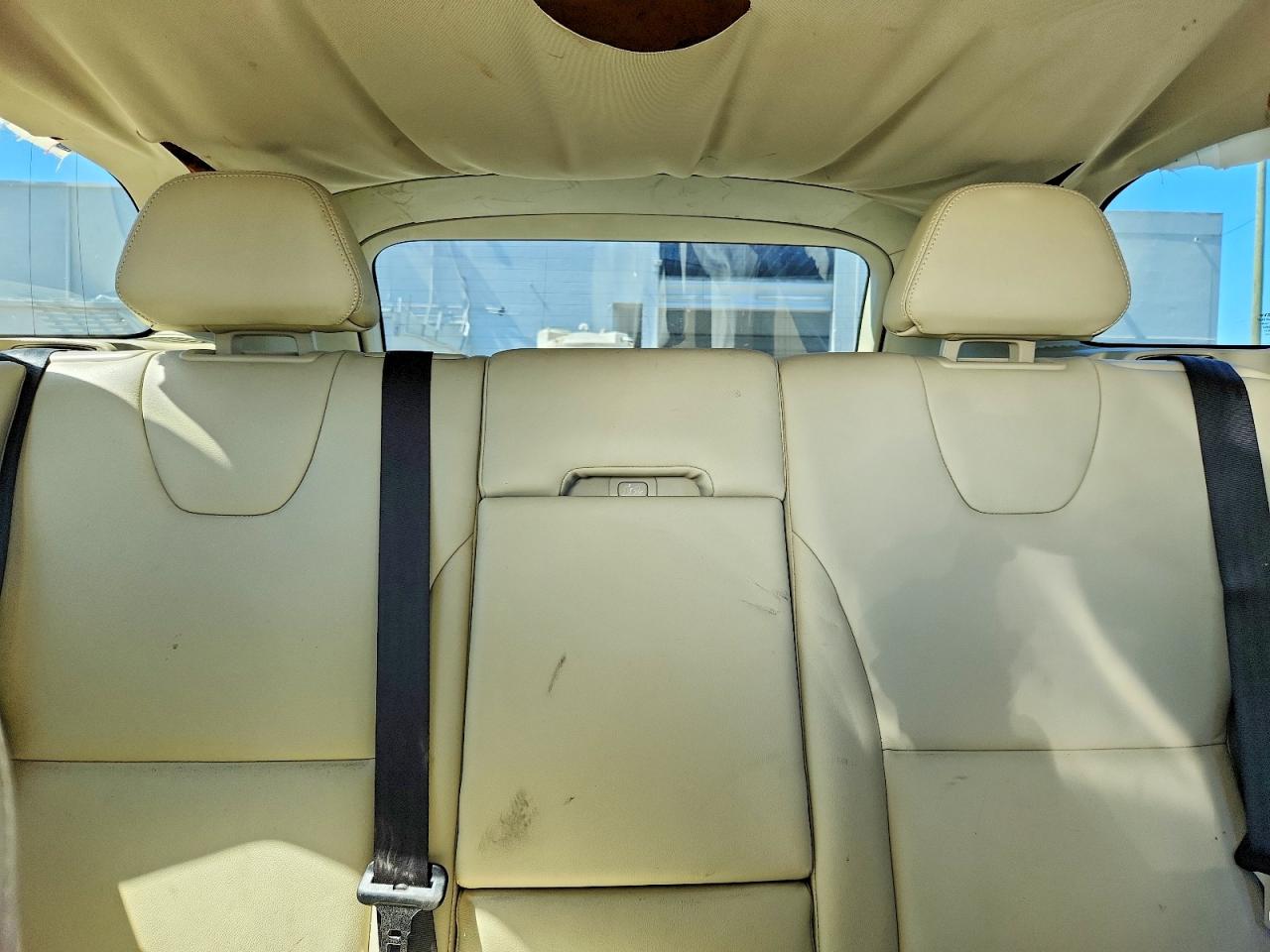 2015 Volvo Xc60 T6 Premier Gold vin: YV4902RK6F2651764
