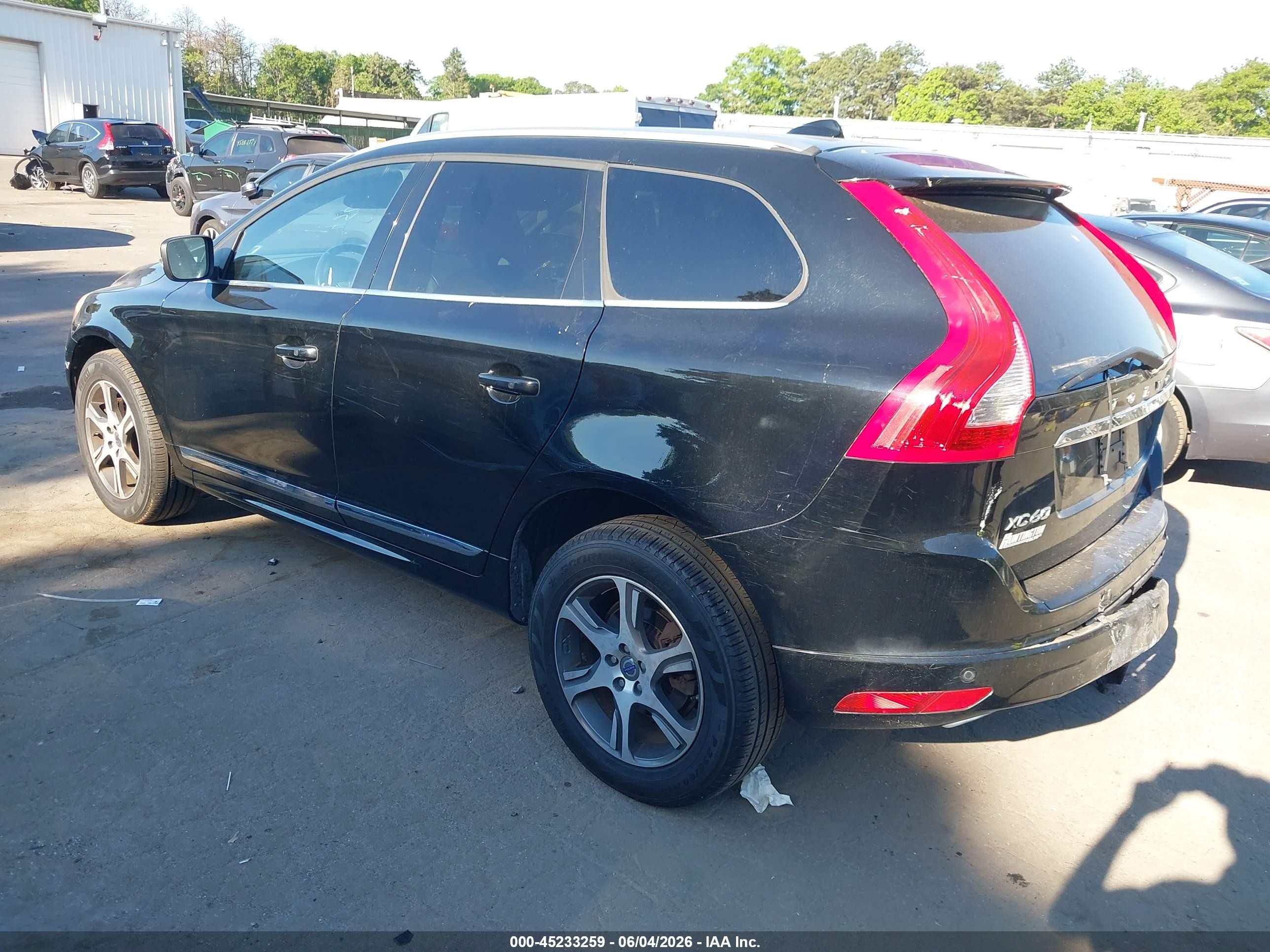 2015 Volvo Xc60 T6 Black vin: YV4902RK6F2664496