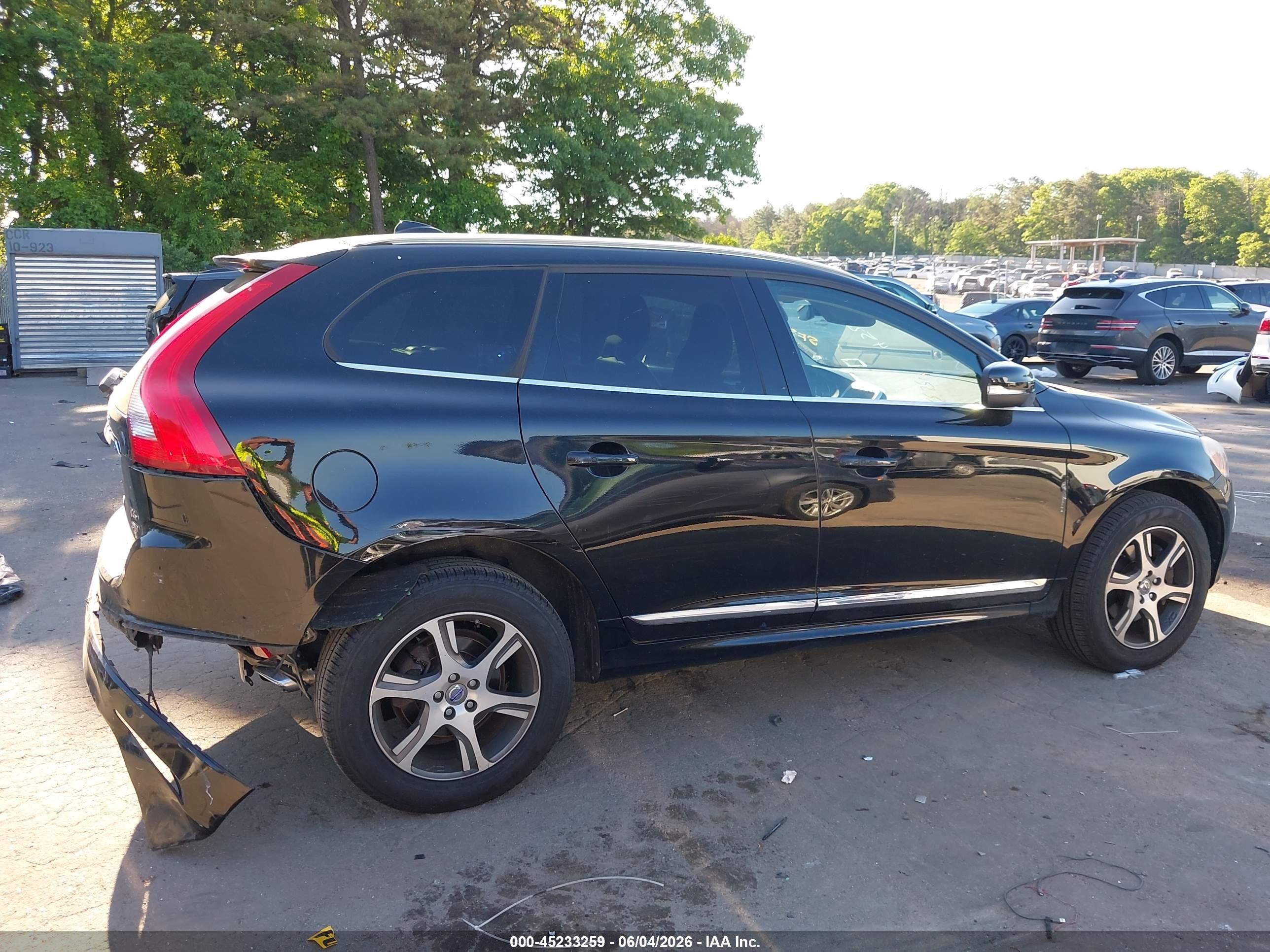 2015 Volvo Xc60 T6 Black vin: YV4902RK6F2664496