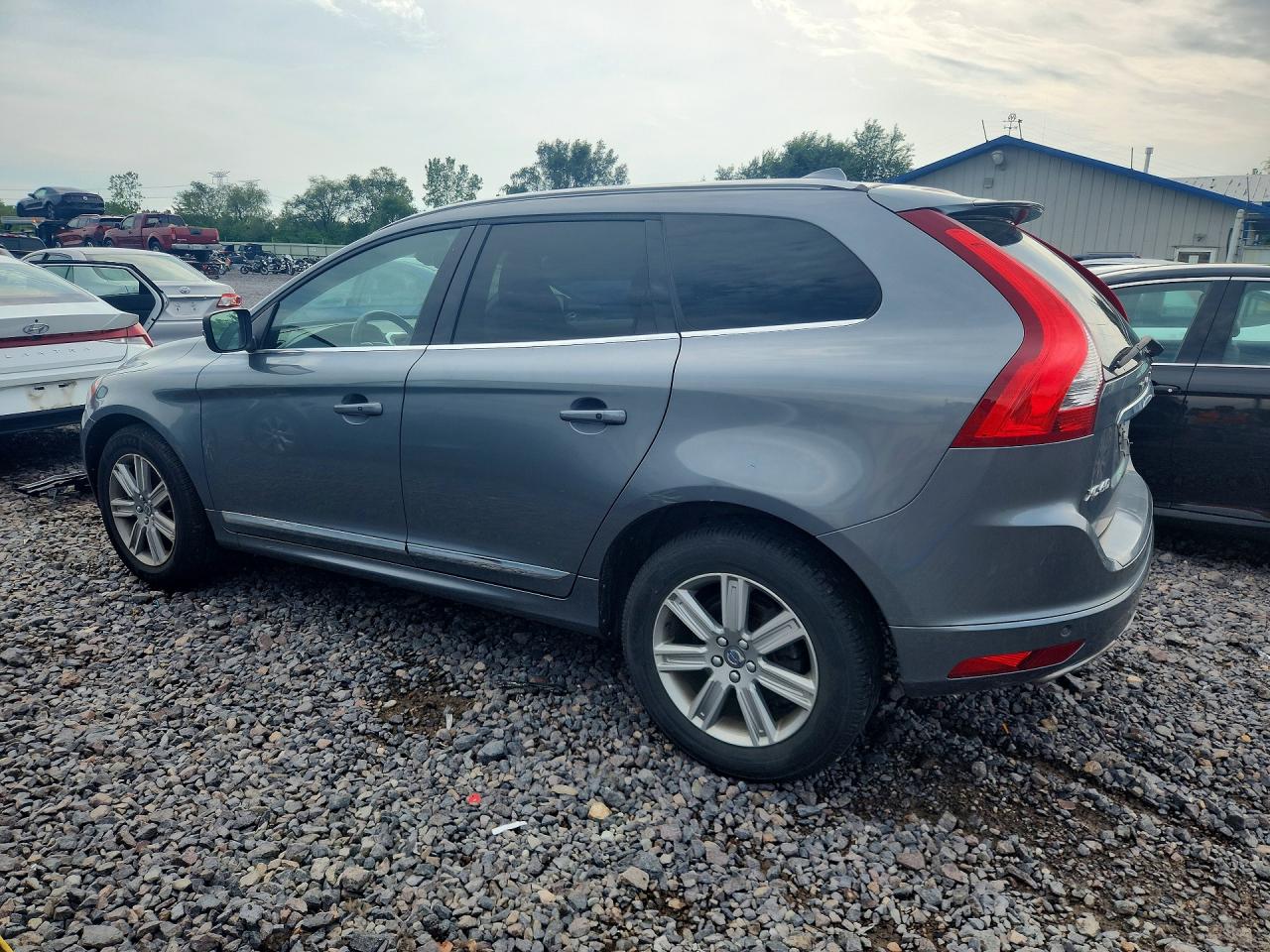 2016 Volvo Xc60 T6 Premier Gray vin: YV4902RK6G2818755