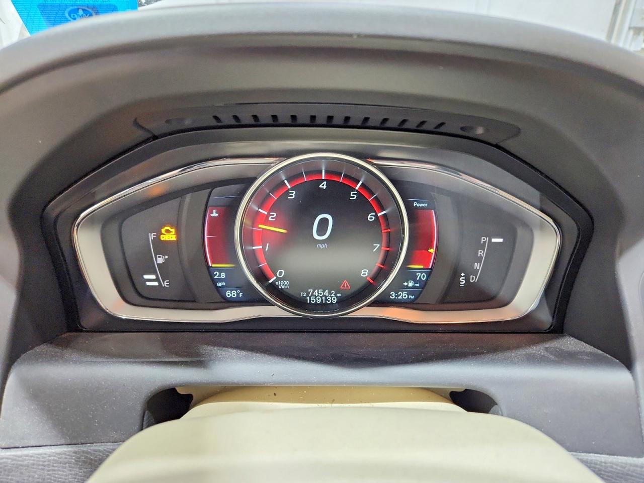 2015 Volvo Xc60 T6 Premier Tan vin: YV4902RK7F2710580