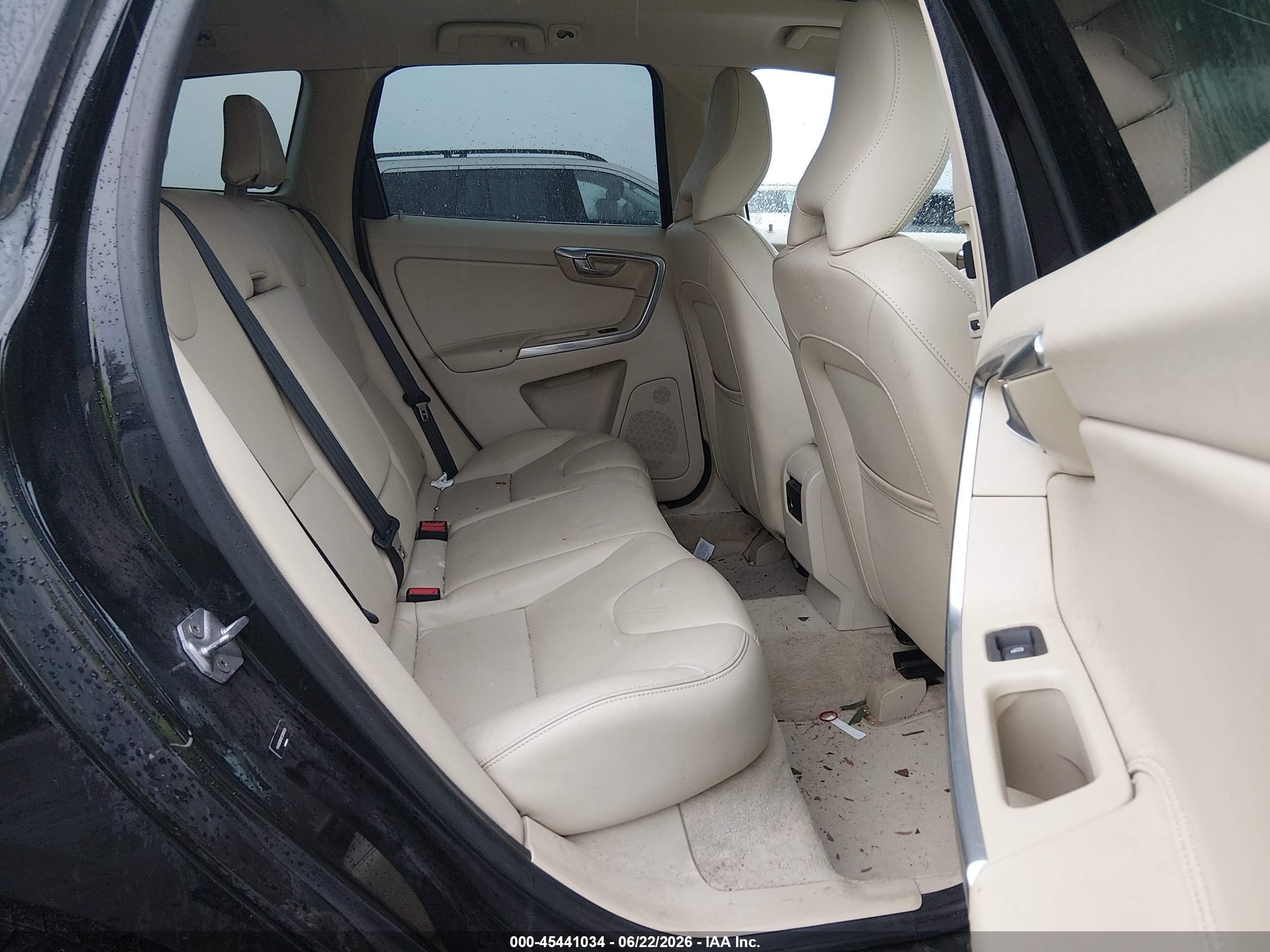 2015 Volvo Xc60 T6 Black vin: YV4902RK8F2665830