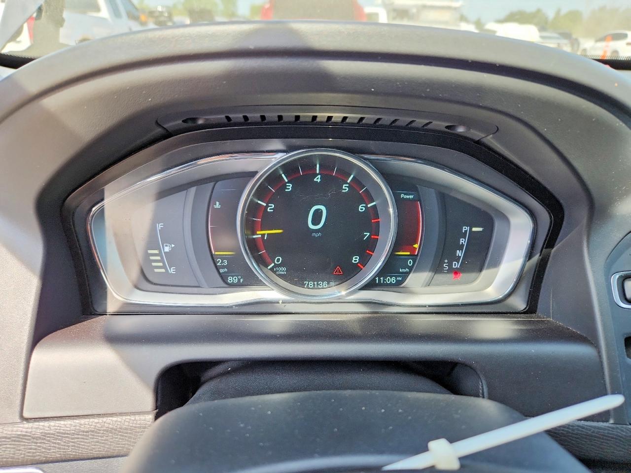 2016 Volvo Xc60 T6 Platinum Gray vin: YV4902RM0G2796110