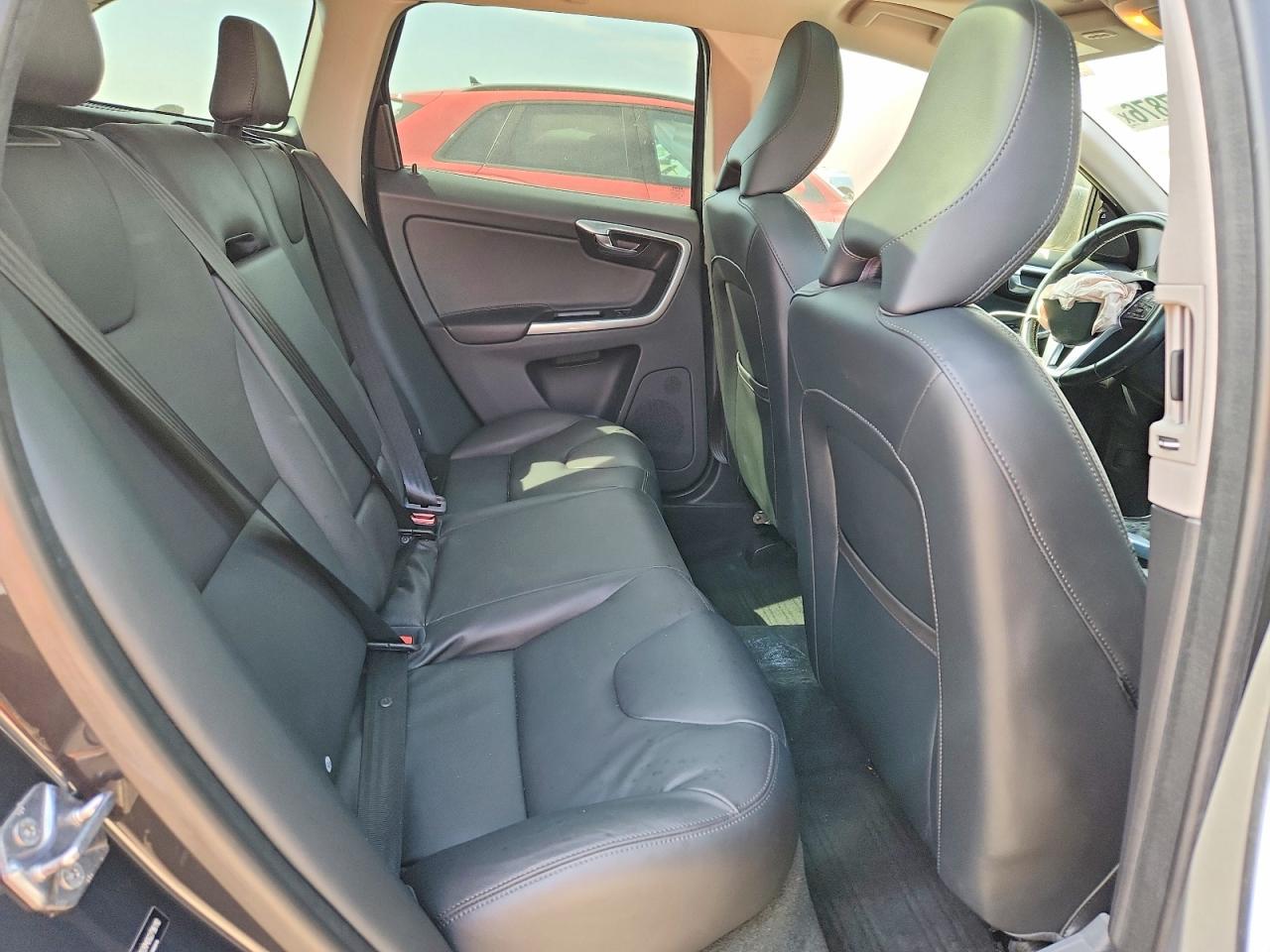 2016 Volvo Xc60 T6 Platinum Gray vin: YV4902RM0G2796110
