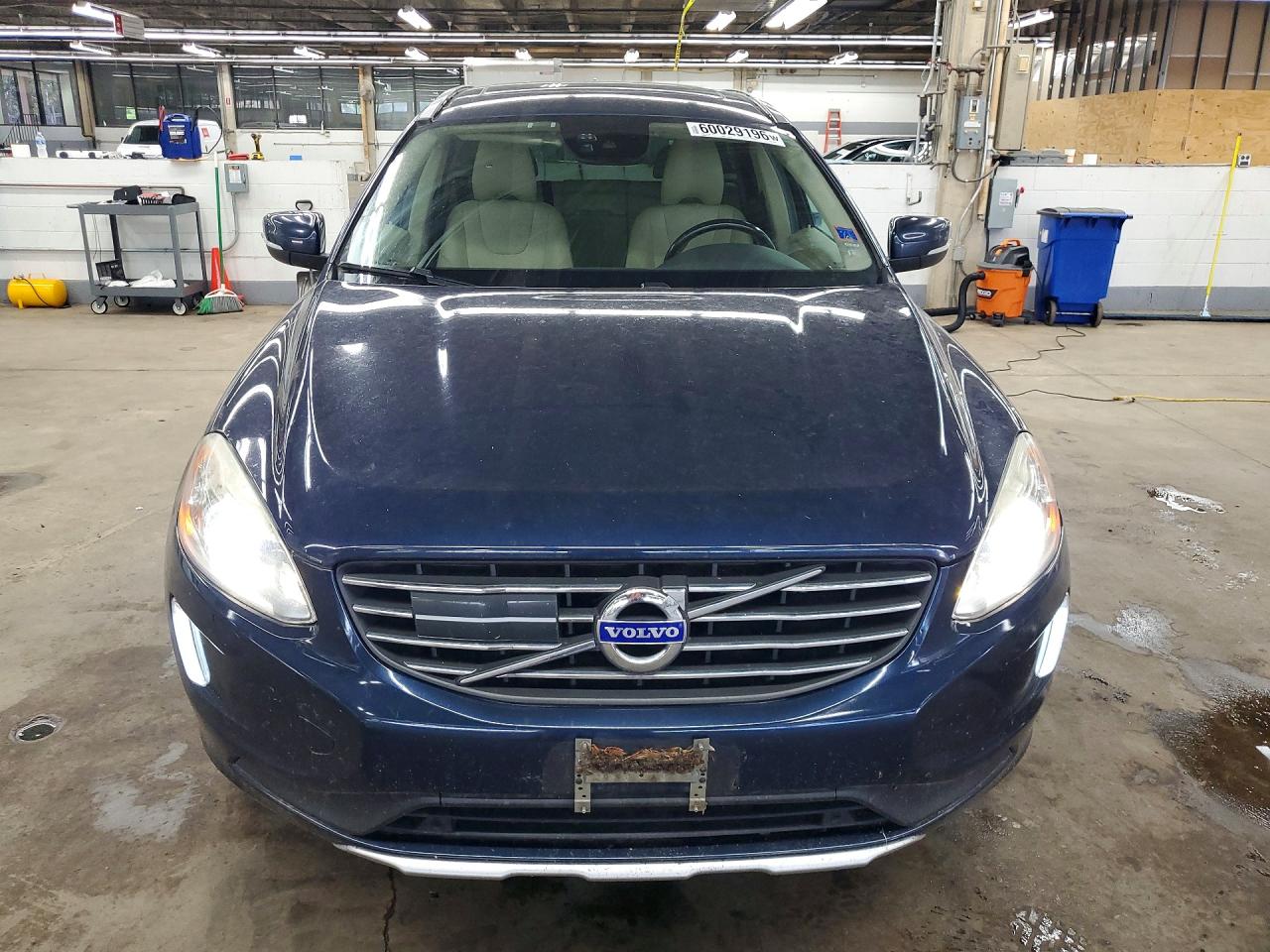 2015 Volvo Xc60 T6 Platinum Blue vin: YV4902RM7F2734914