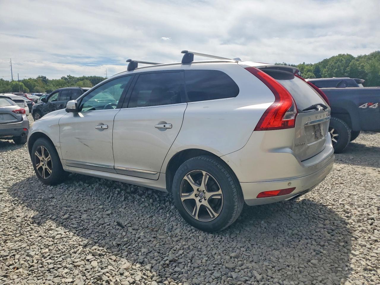 2015 Volvo Xc60 T6 Platinum Silver vin: YV4902RM8F2663187