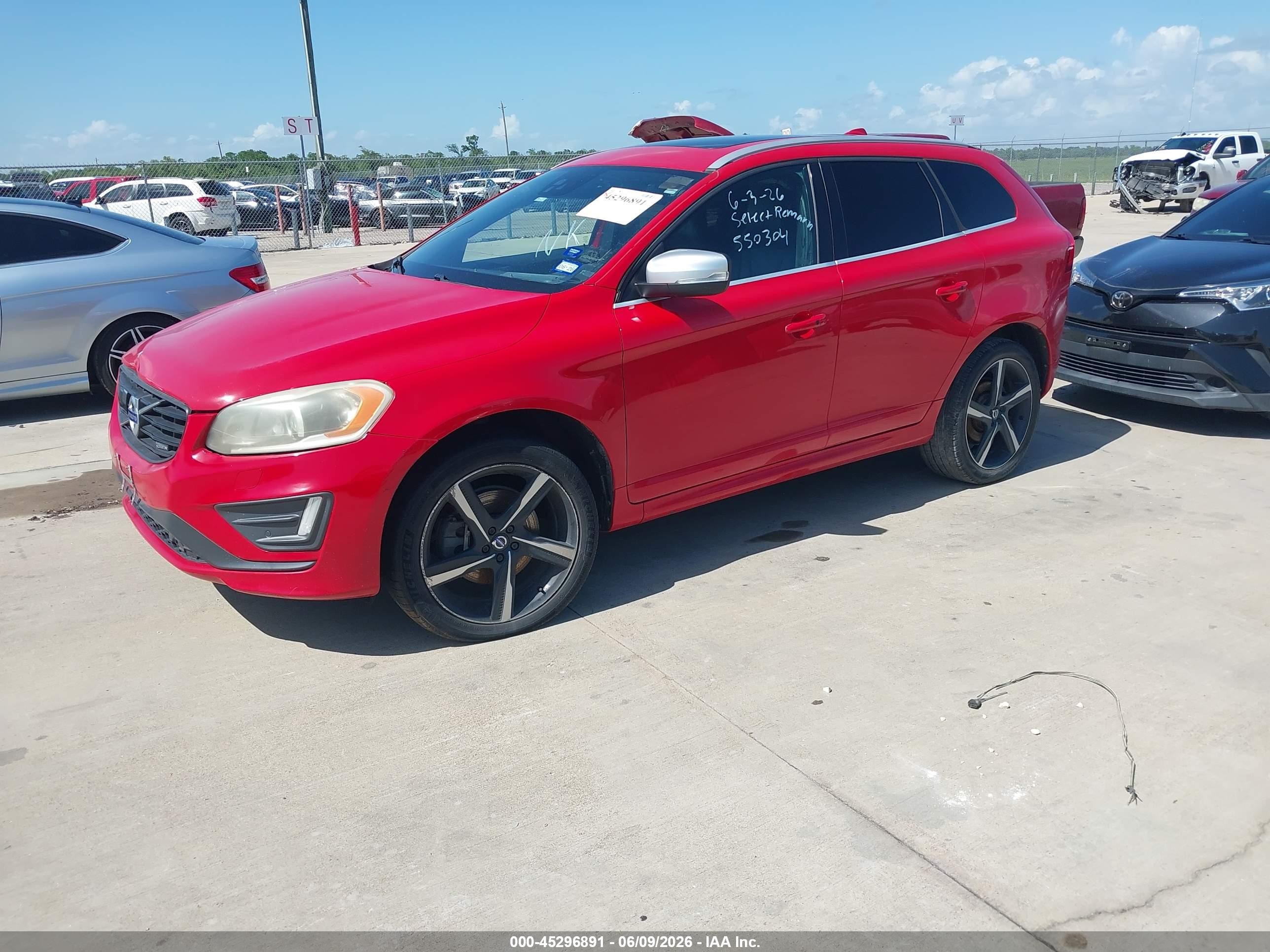 2015 Volvo Xc60 T6 R-design Platinum Красный vin: YV4902RS8F2743135
