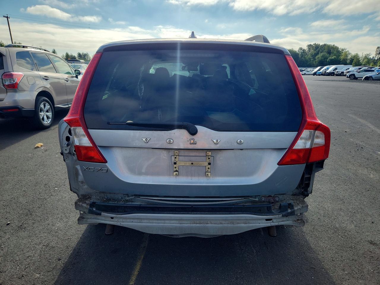 2013 Volvo Xc70 3.2 Серебряный vin: YV4940BL5D1158835