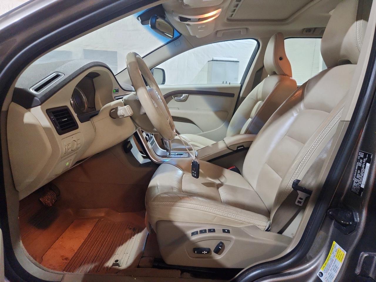 2011 Volvo Xc70 3.2 Gray vin: YV4940BZ2B1099728