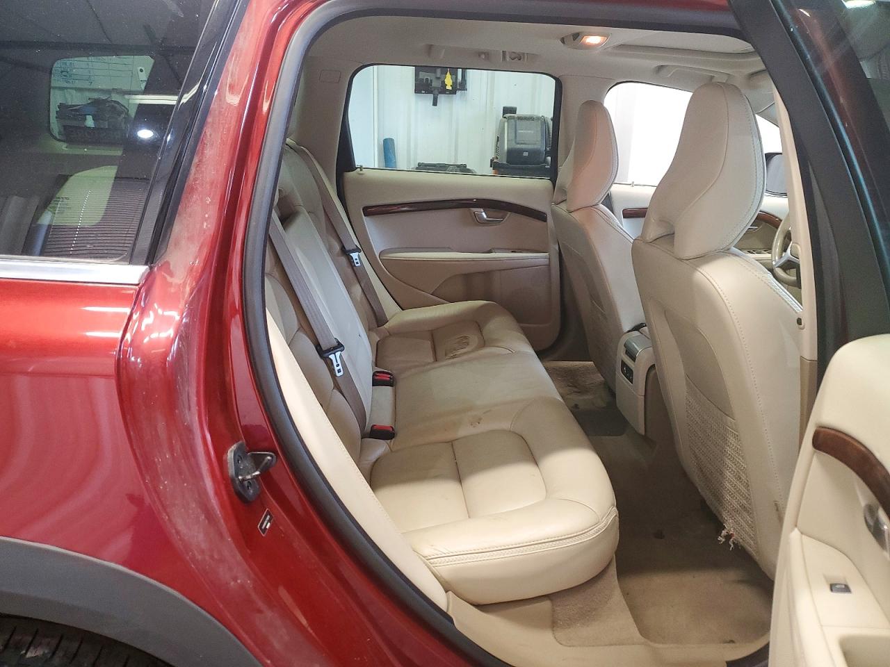 2012 Volvo Xc70 3.2 Red vin: YV4940BZ4C1118295
