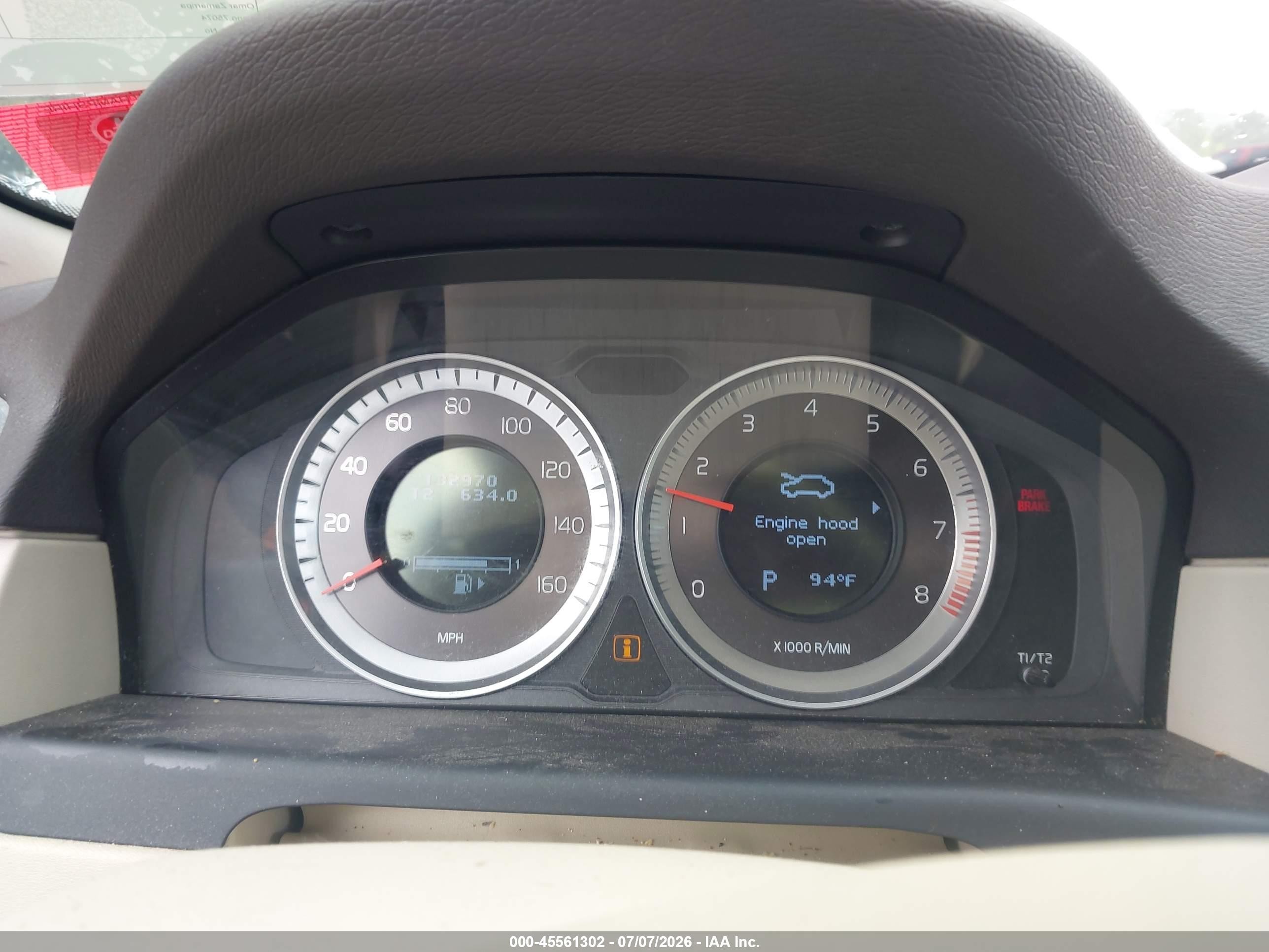 2012 Volvo Xc70 3.2l/3.2l Platinum/3.2l Premier/3.2l Premier Plus Brown vin: YV4940BZ4C1140085