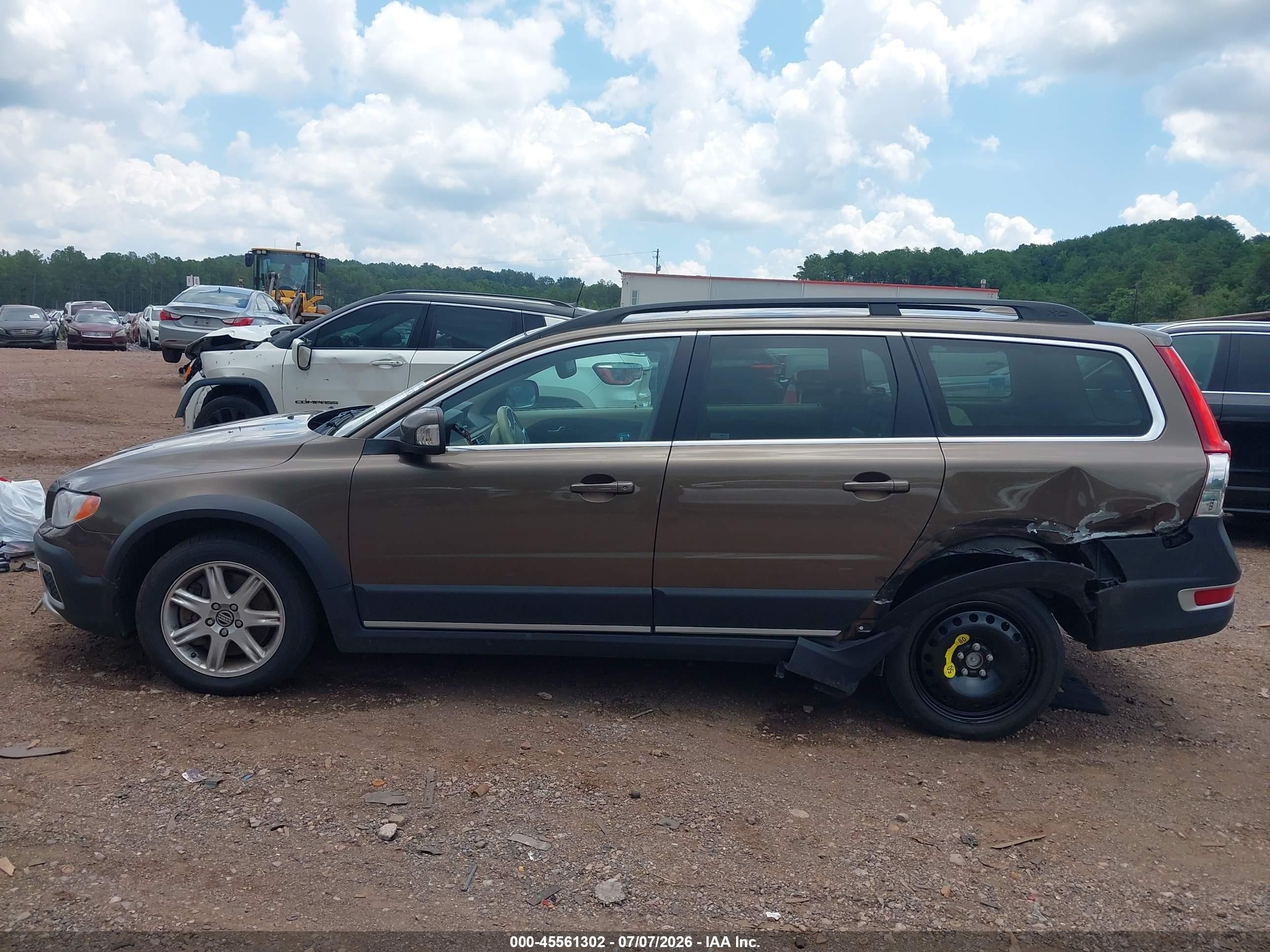 2012 Volvo Xc70 3.2l/3.2l Platinum/3.2l Premier/3.2l Premier Plus Brown vin: YV4940BZ4C1140085