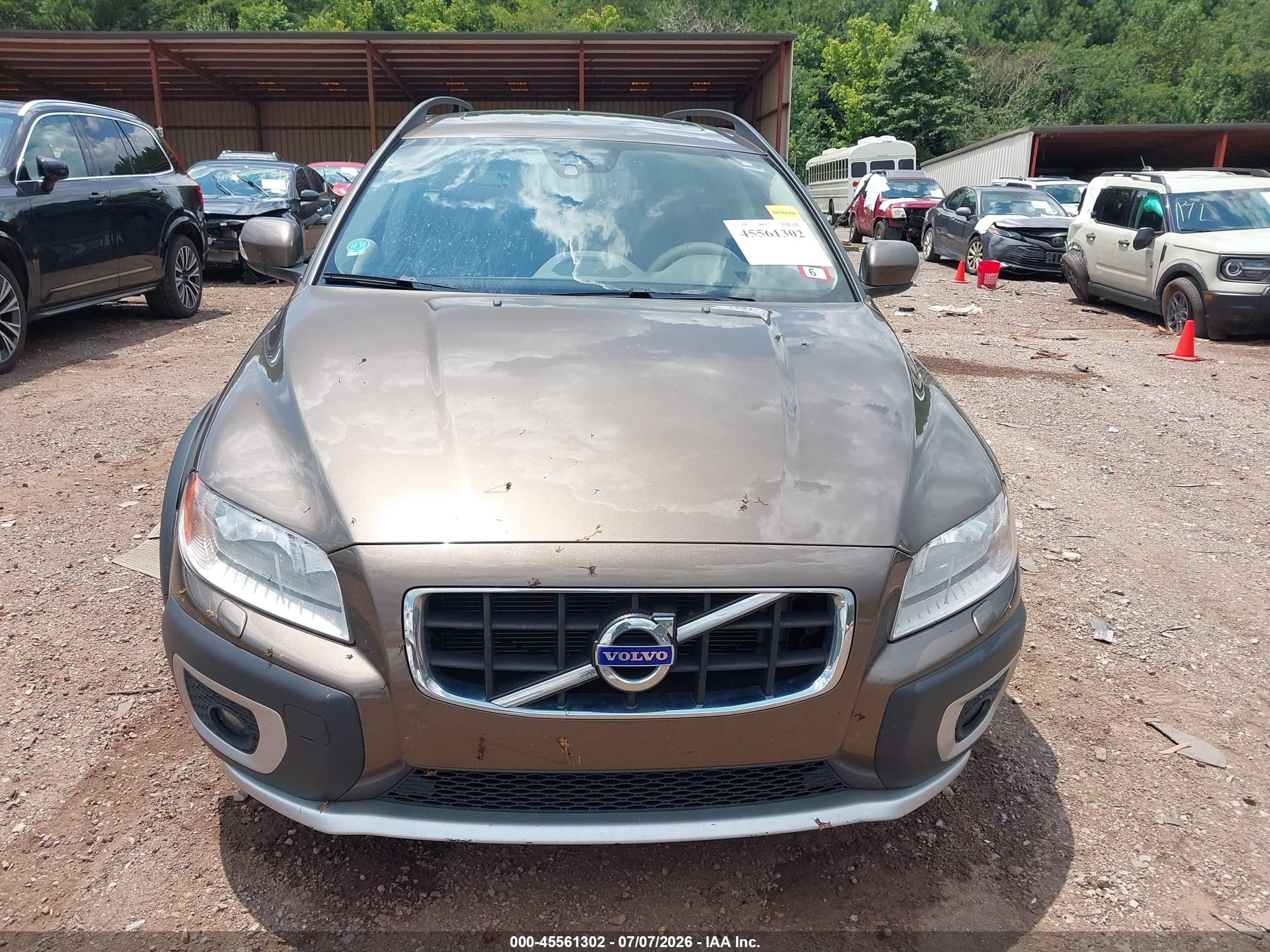 2012 Volvo Xc70 3.2l/3.2l Platinum/3.2l Premier/3.2l Premier Plus Brown vin: YV4940BZ4C1140085