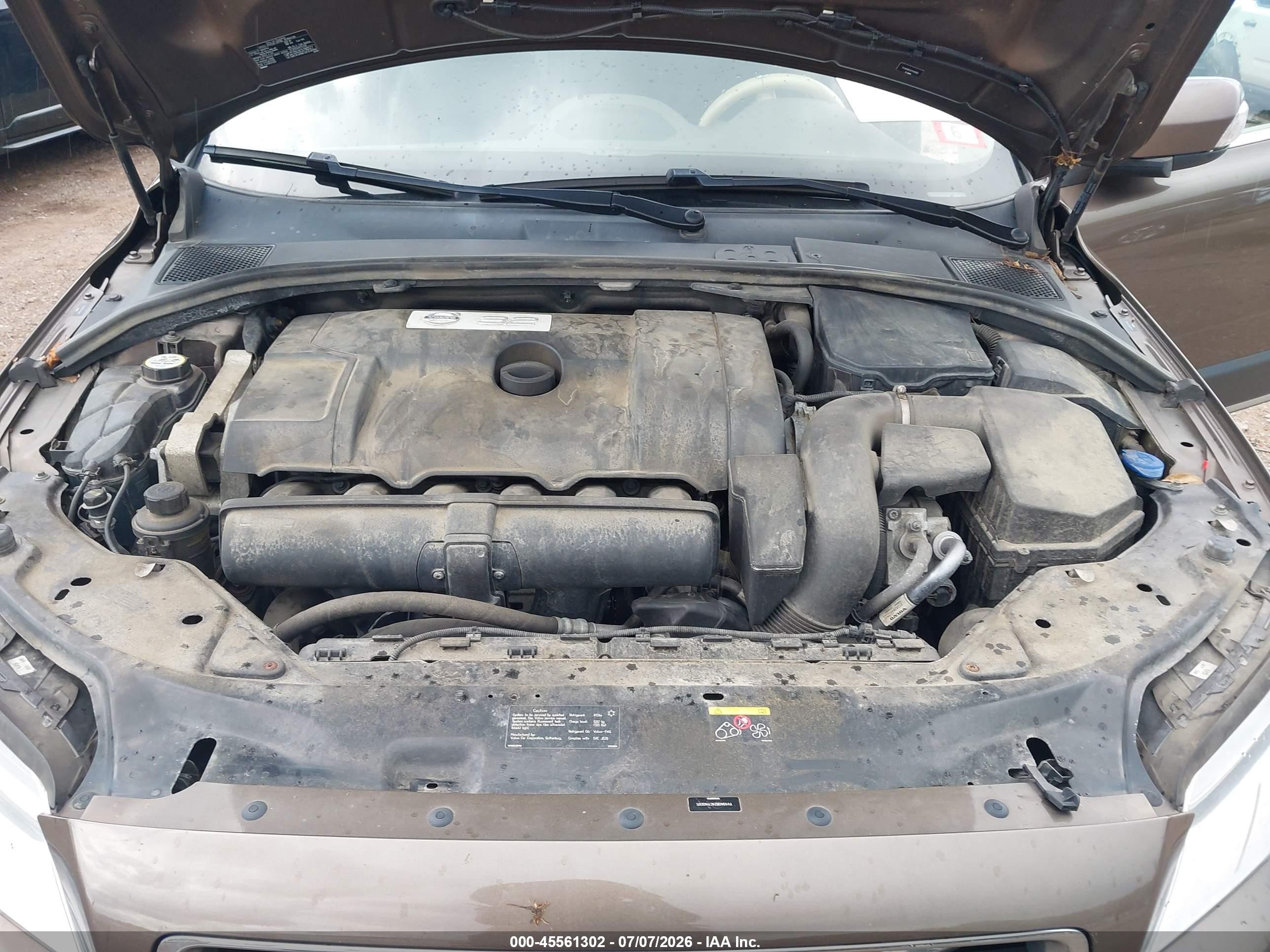 2012 Volvo Xc70 3.2l/3.2l Platinum/3.2l Premier/3.2l Premier Plus Brown vin: YV4940BZ4C1140085
