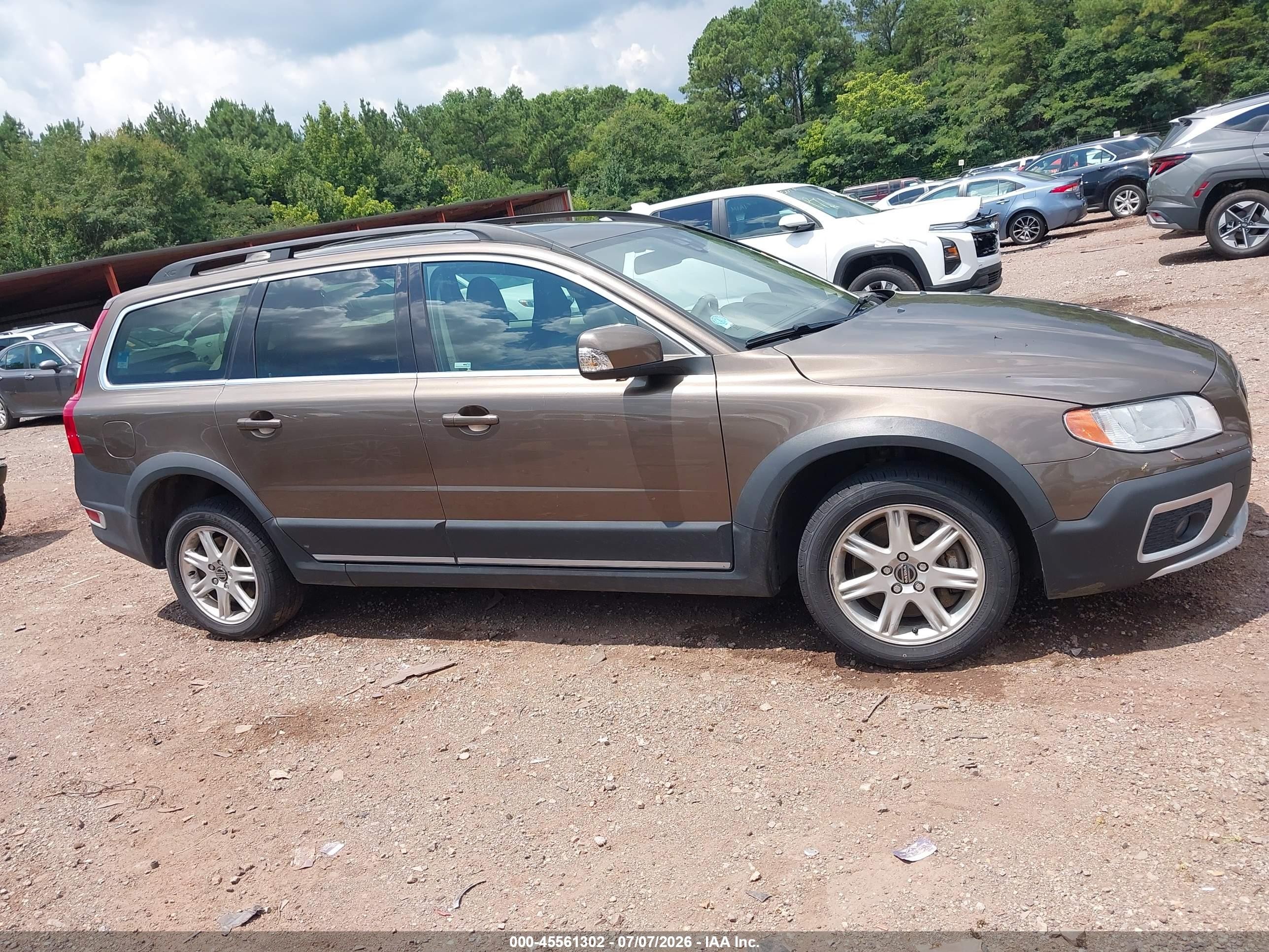 2012 Volvo Xc70 3.2l/3.2l Platinum/3.2l Premier/3.2l Premier Plus Brown vin: YV4940BZ4C1140085