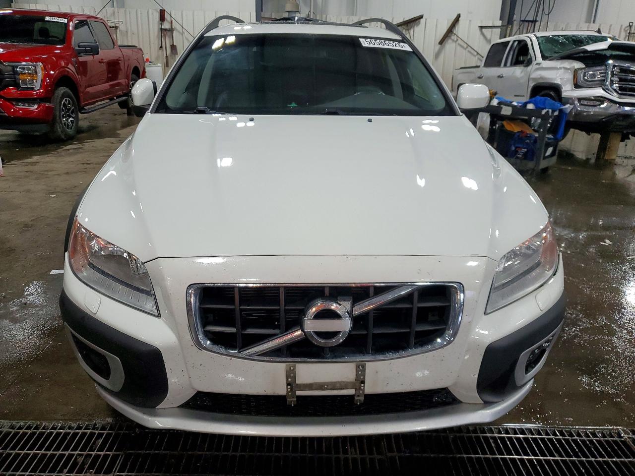 2011 Volvo Xc70 3.2 White vin: YV4940BZ5B1116585