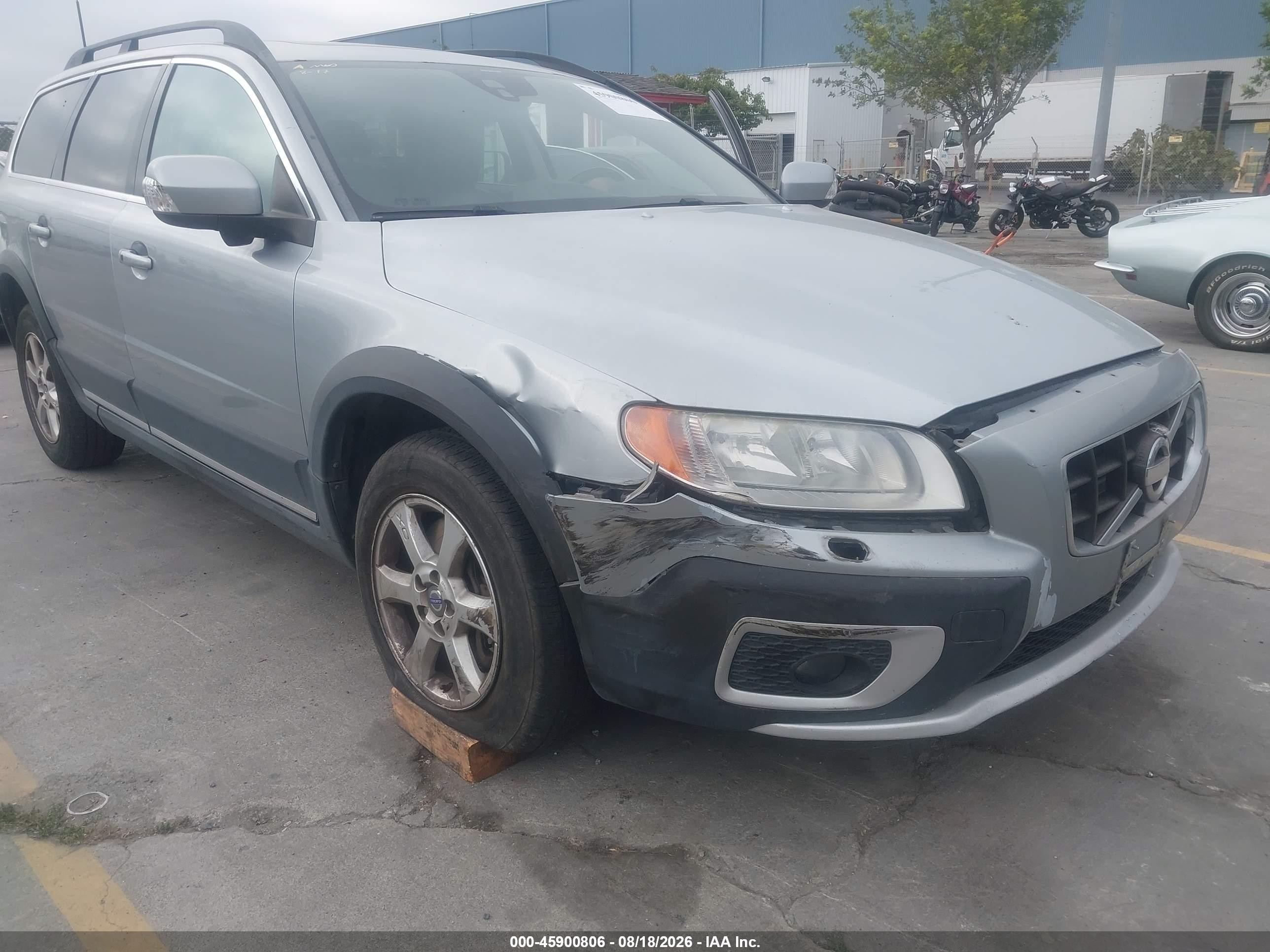 2013 Volvo Xc70 3.2l/3.2l Platinum/3.2l Premier/3.2l Premier Plus Silver vin: YV4940BZ5D1148679
