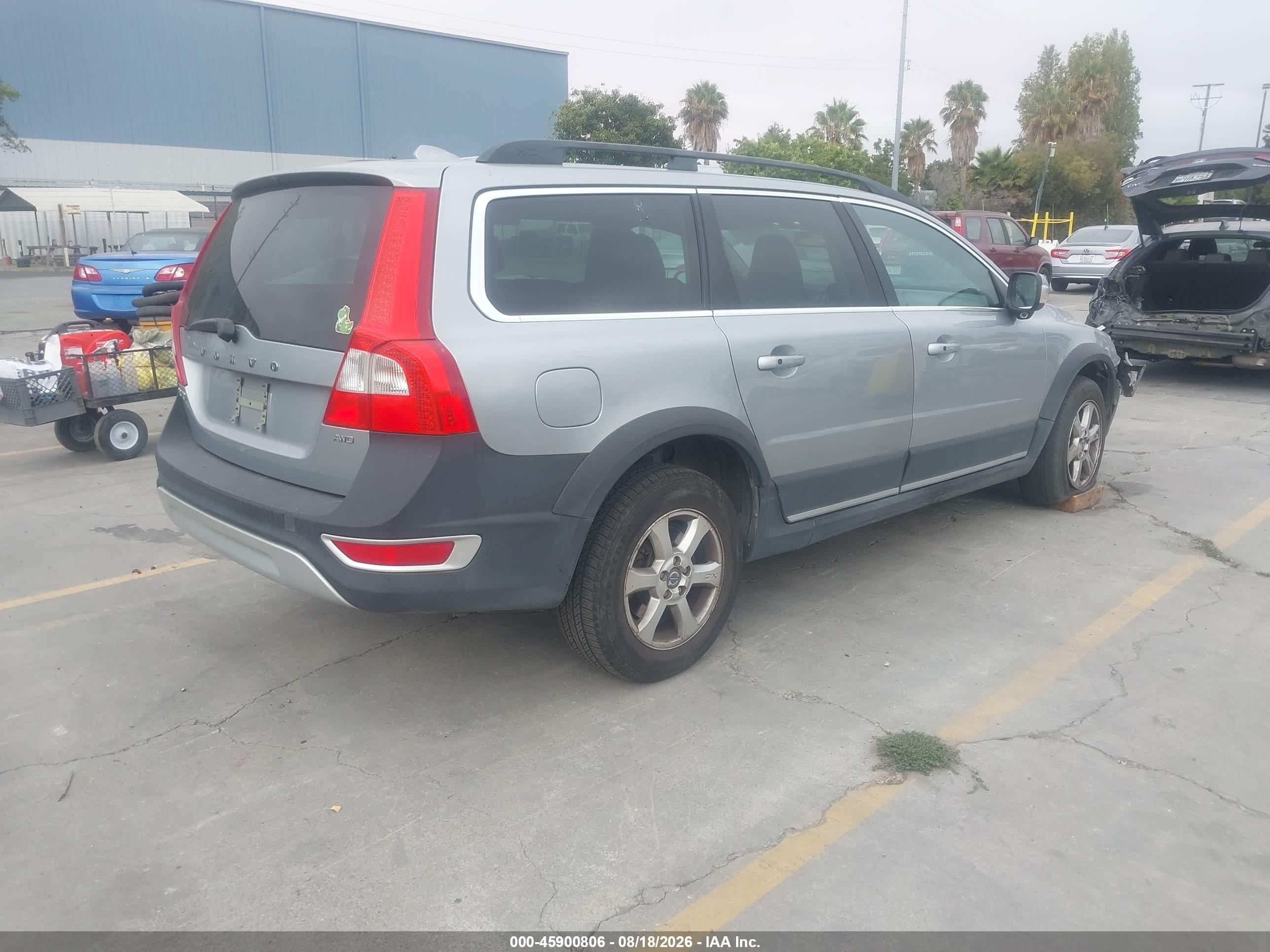 2013 Volvo Xc70 3.2l/3.2l Platinum/3.2l Premier/3.2l Premier Plus Silver vin: YV4940BZ5D1148679