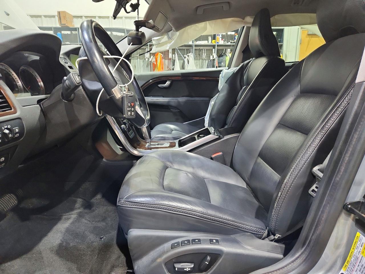 2012 Volvo Xc70 3.2 Серебряный vin: YV4940BZ6C1141836